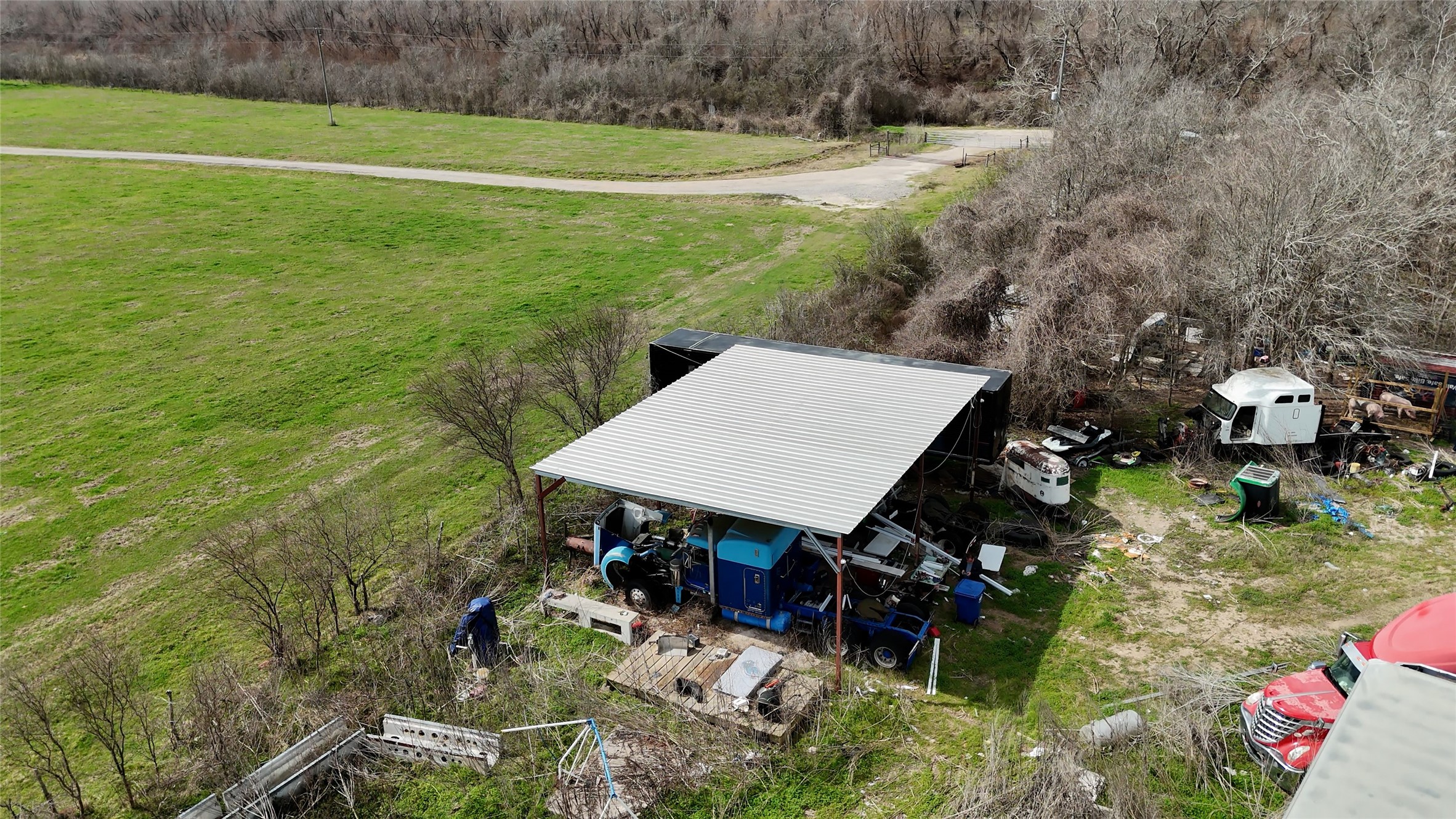 Listing photo 3
