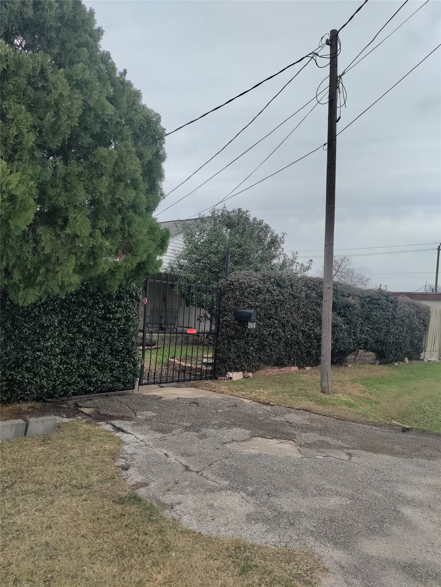 Listing photo 4