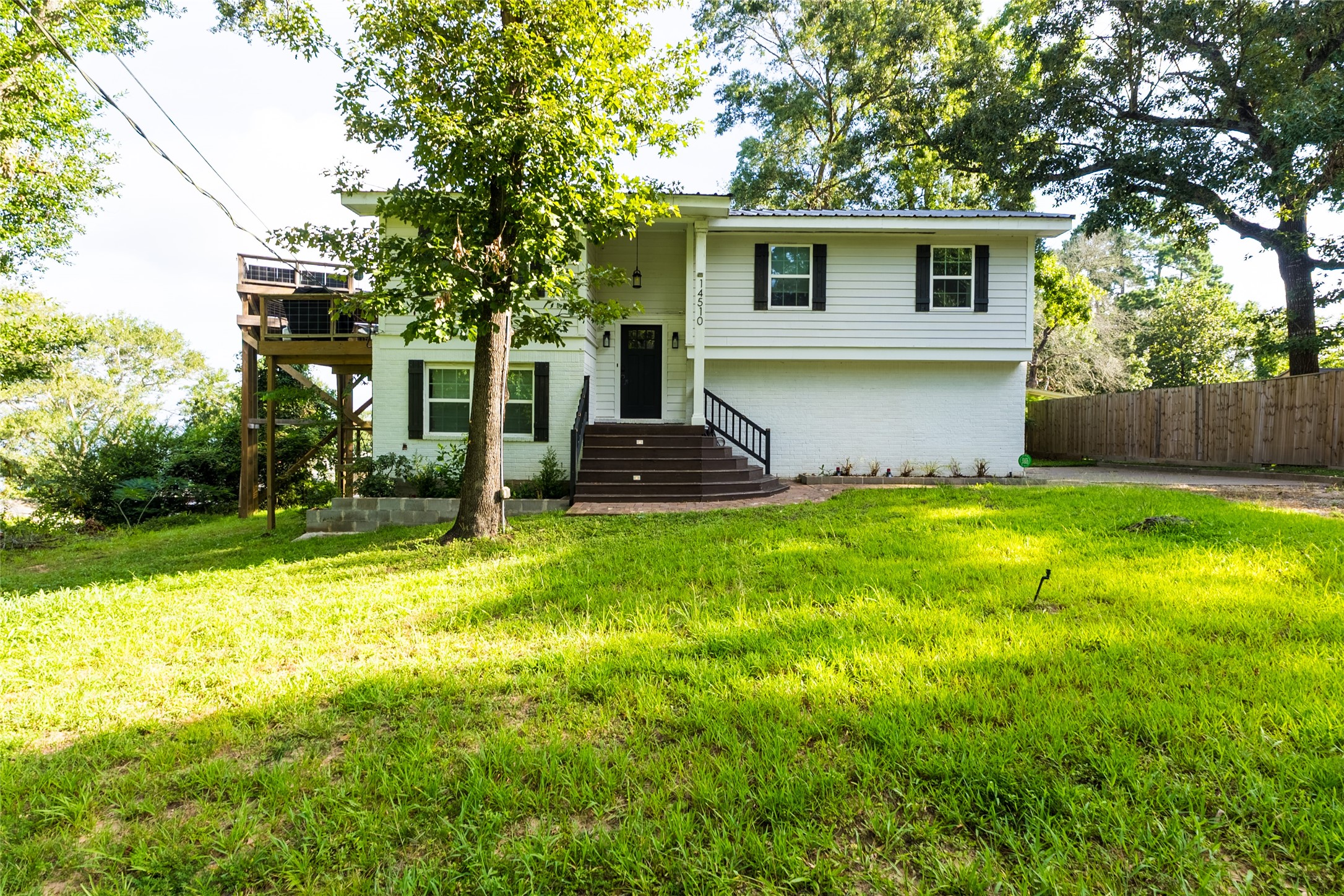 Listing photo 4