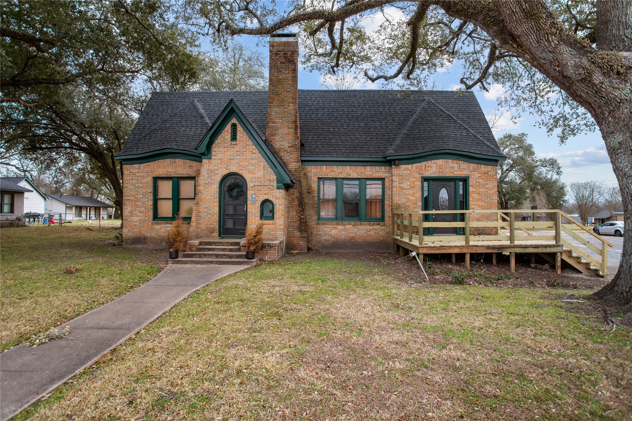 Listing photo 1