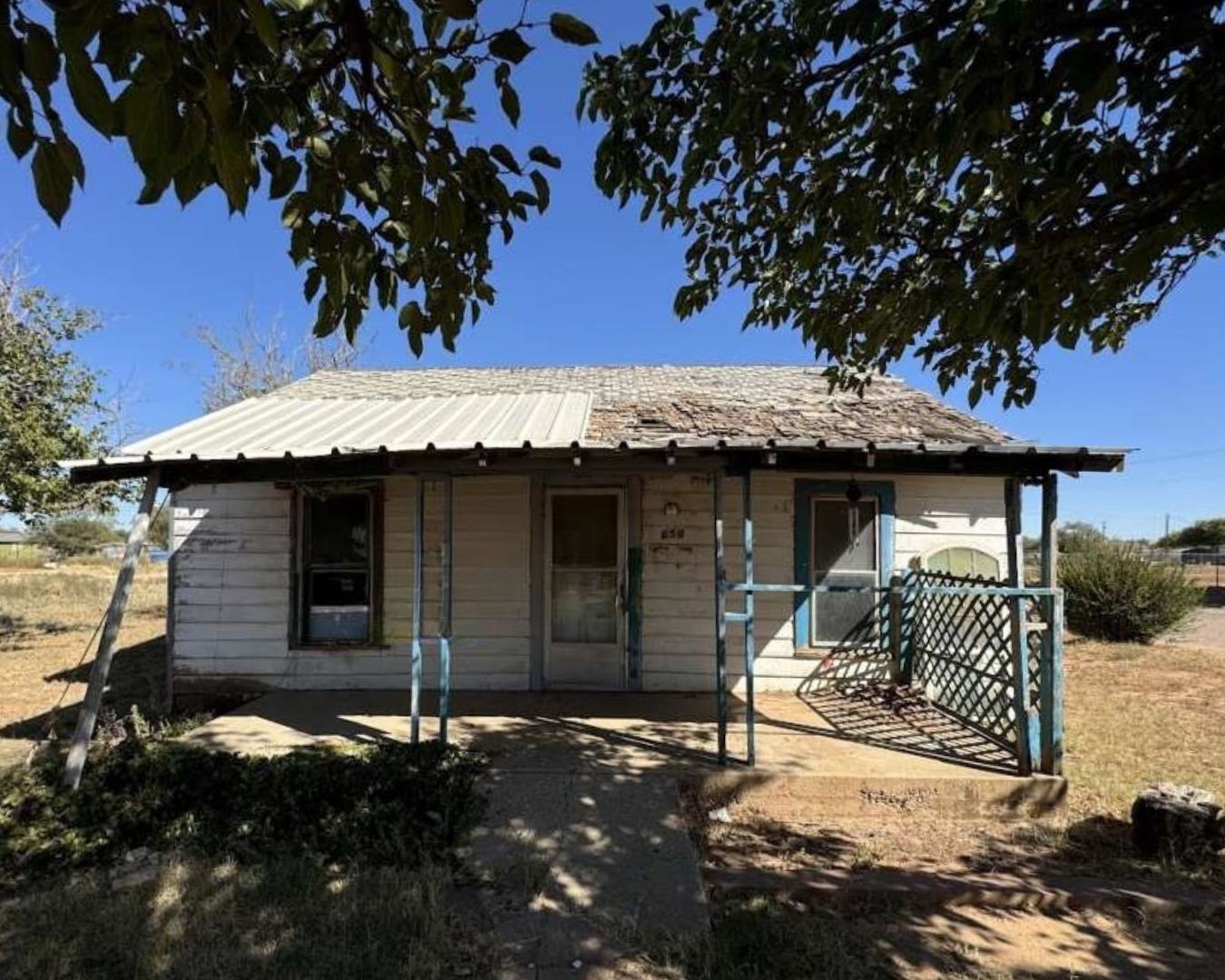 Listing photo 3