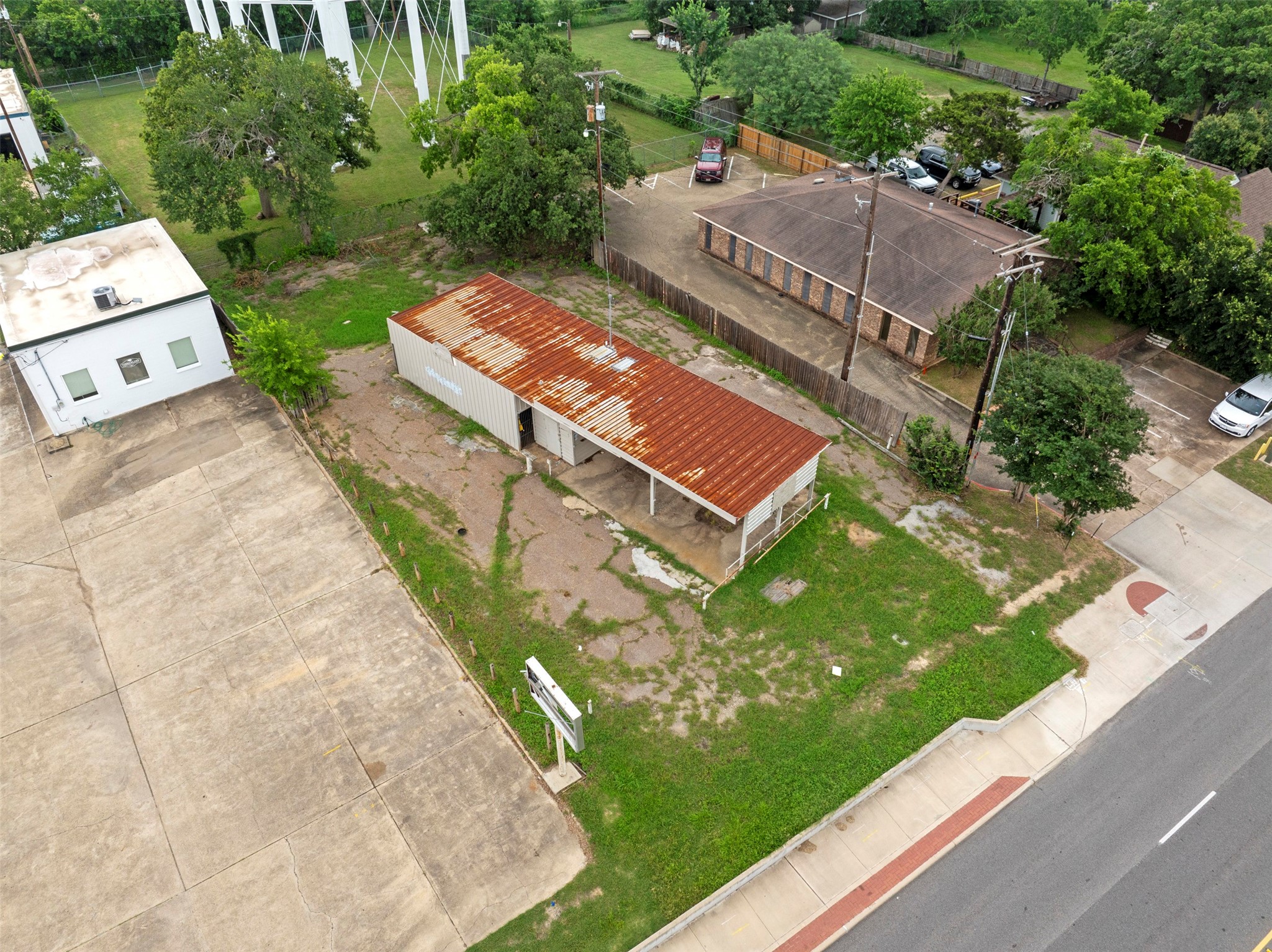 Listing photo 1