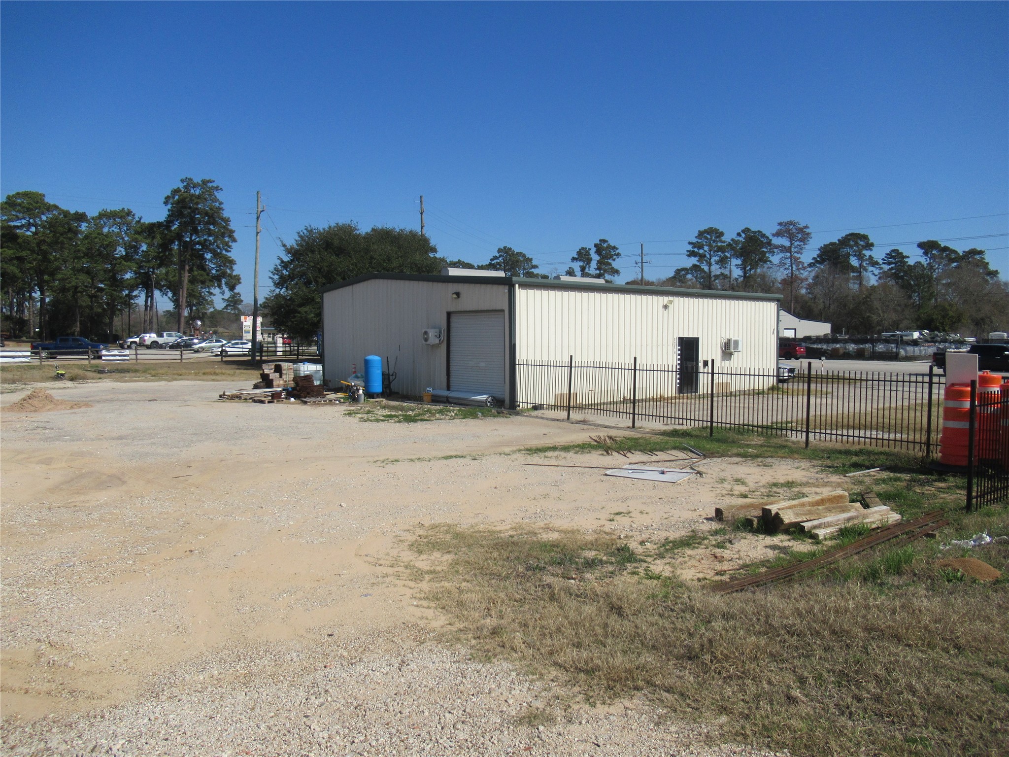 Listing photo 1