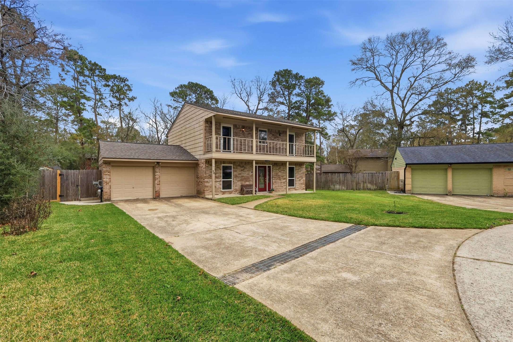Listing photo 1