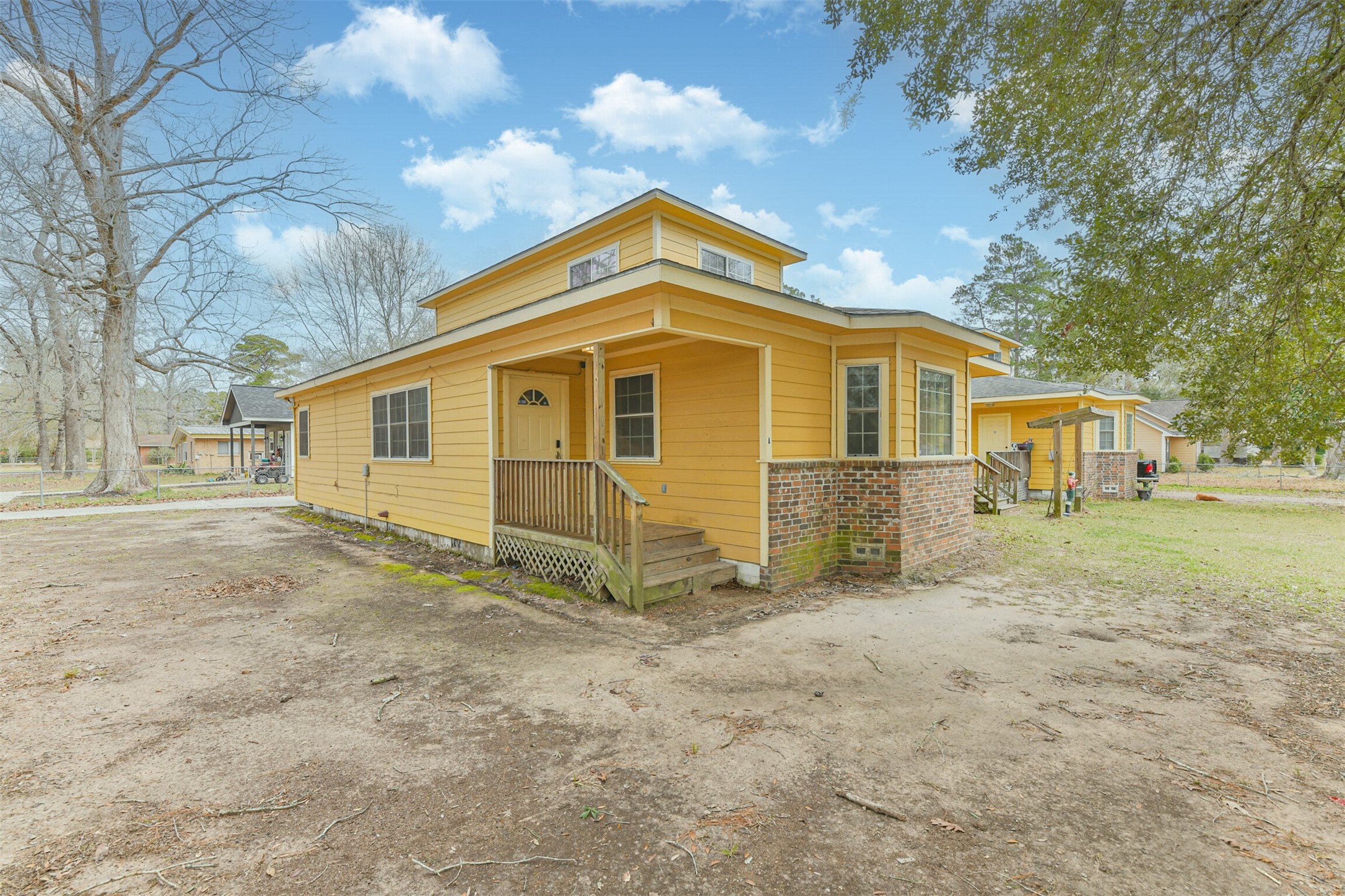 Listing photo 1