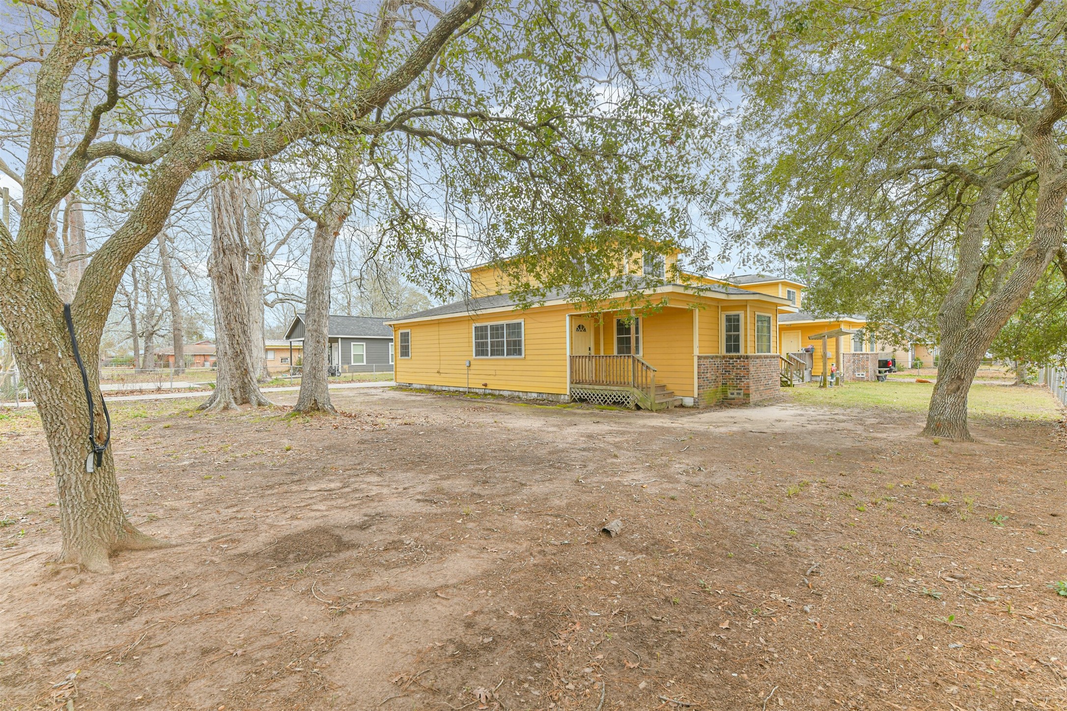 Listing photo 5