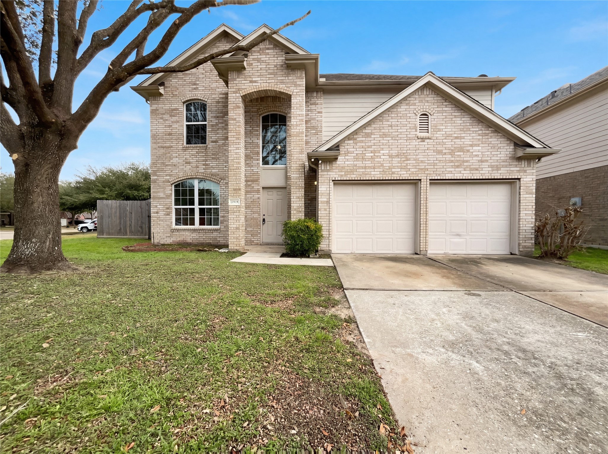 Listing photo 1