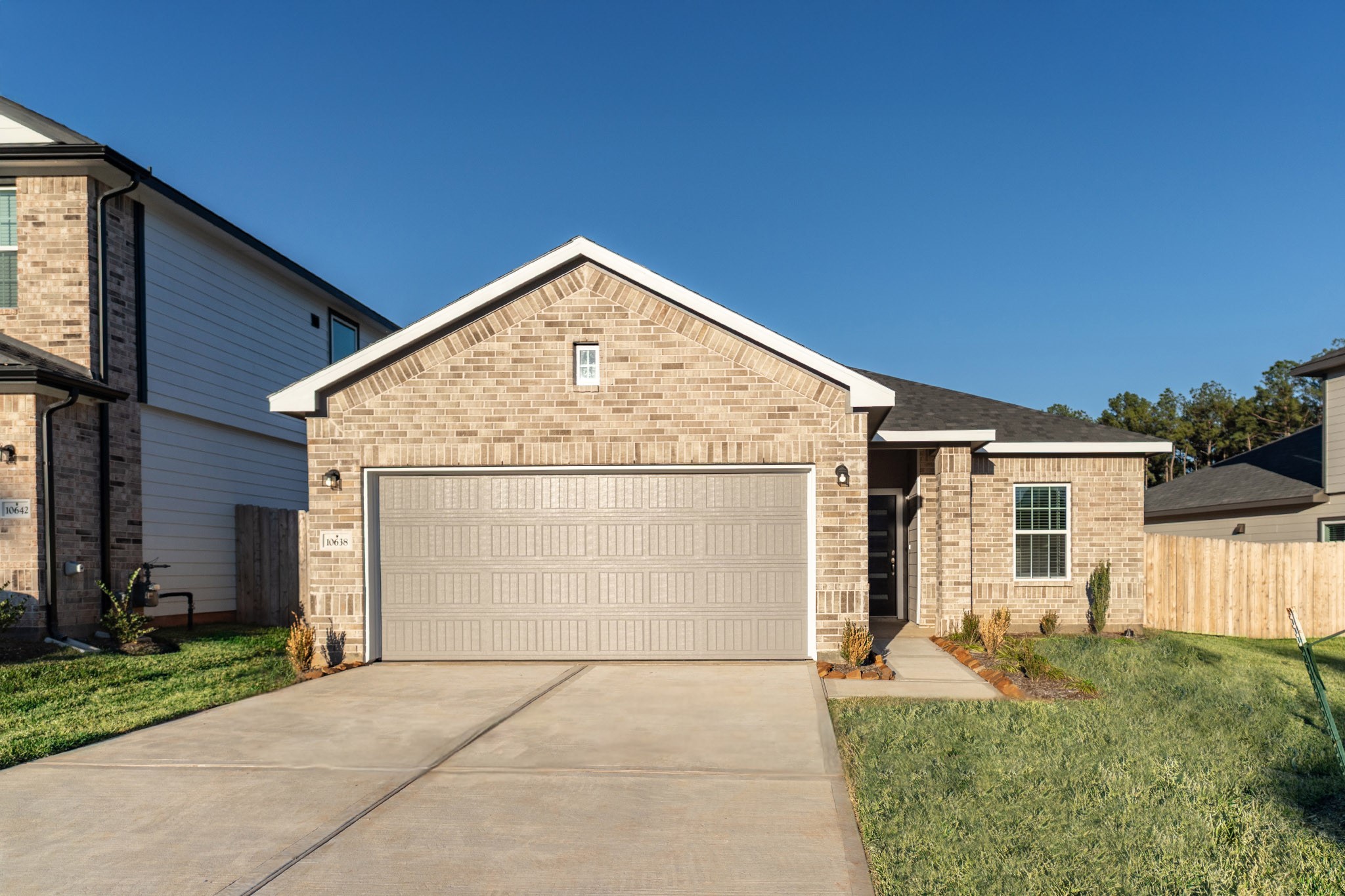 Listing photo 1
