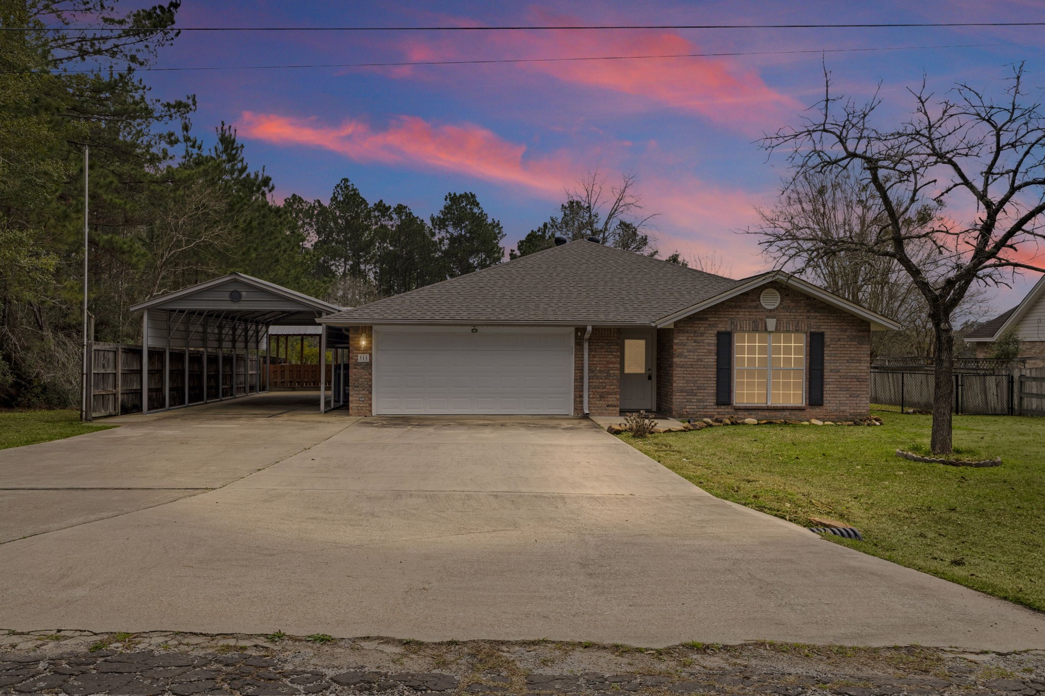 Listing photo 1