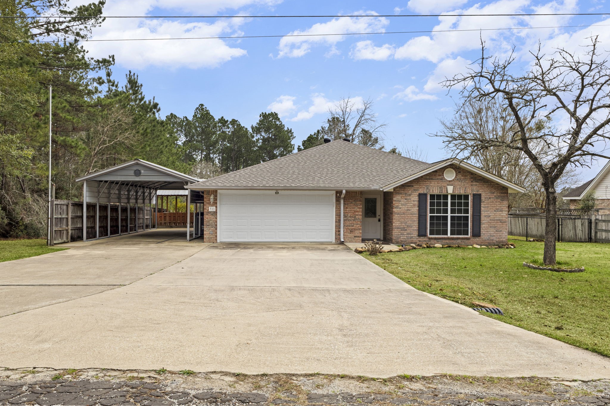 Listing photo 1