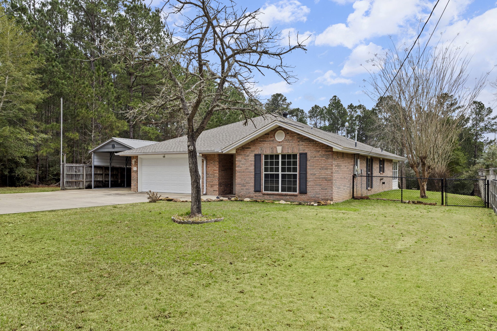 Listing photo 1