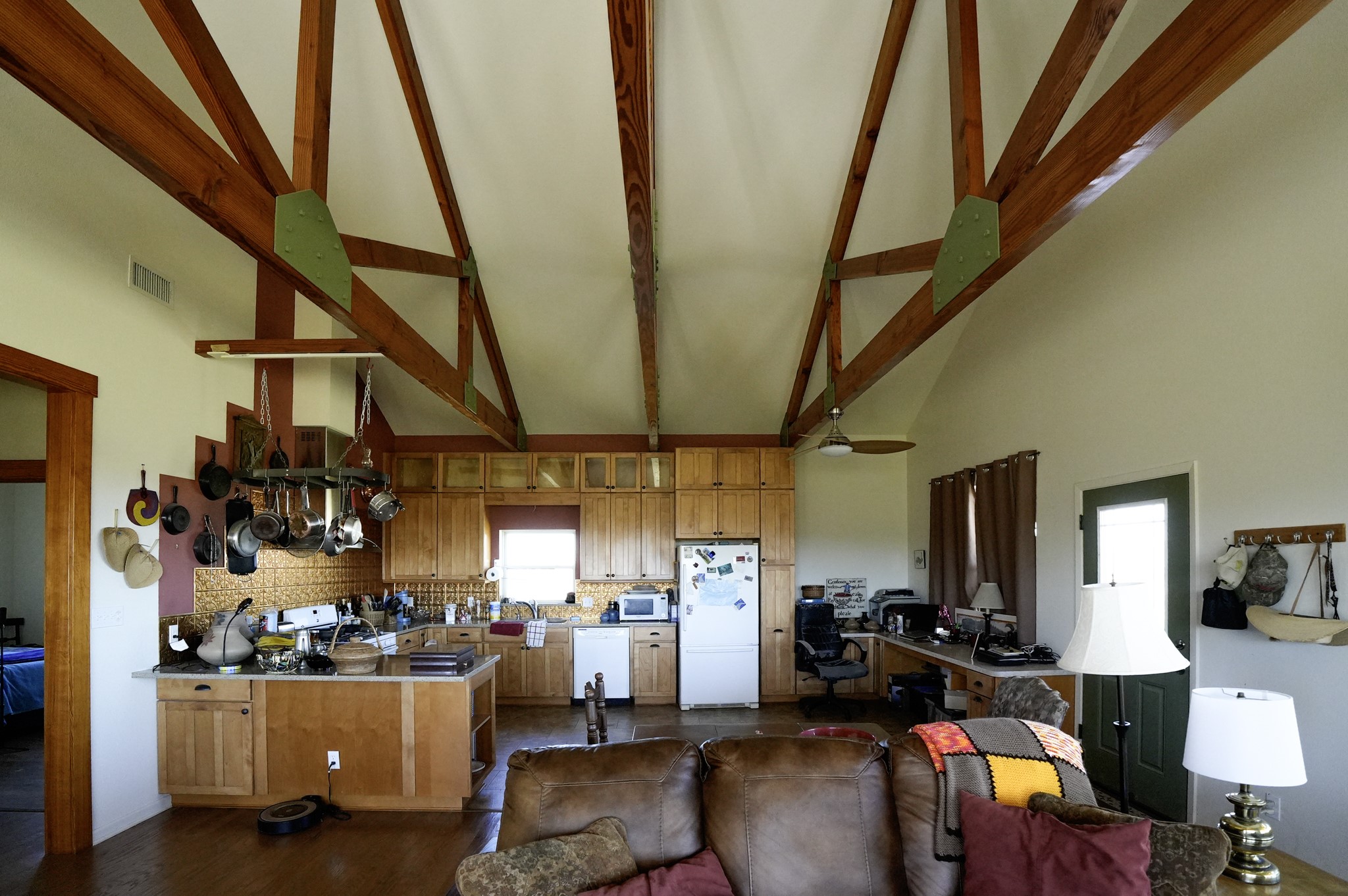 Listing photo 5