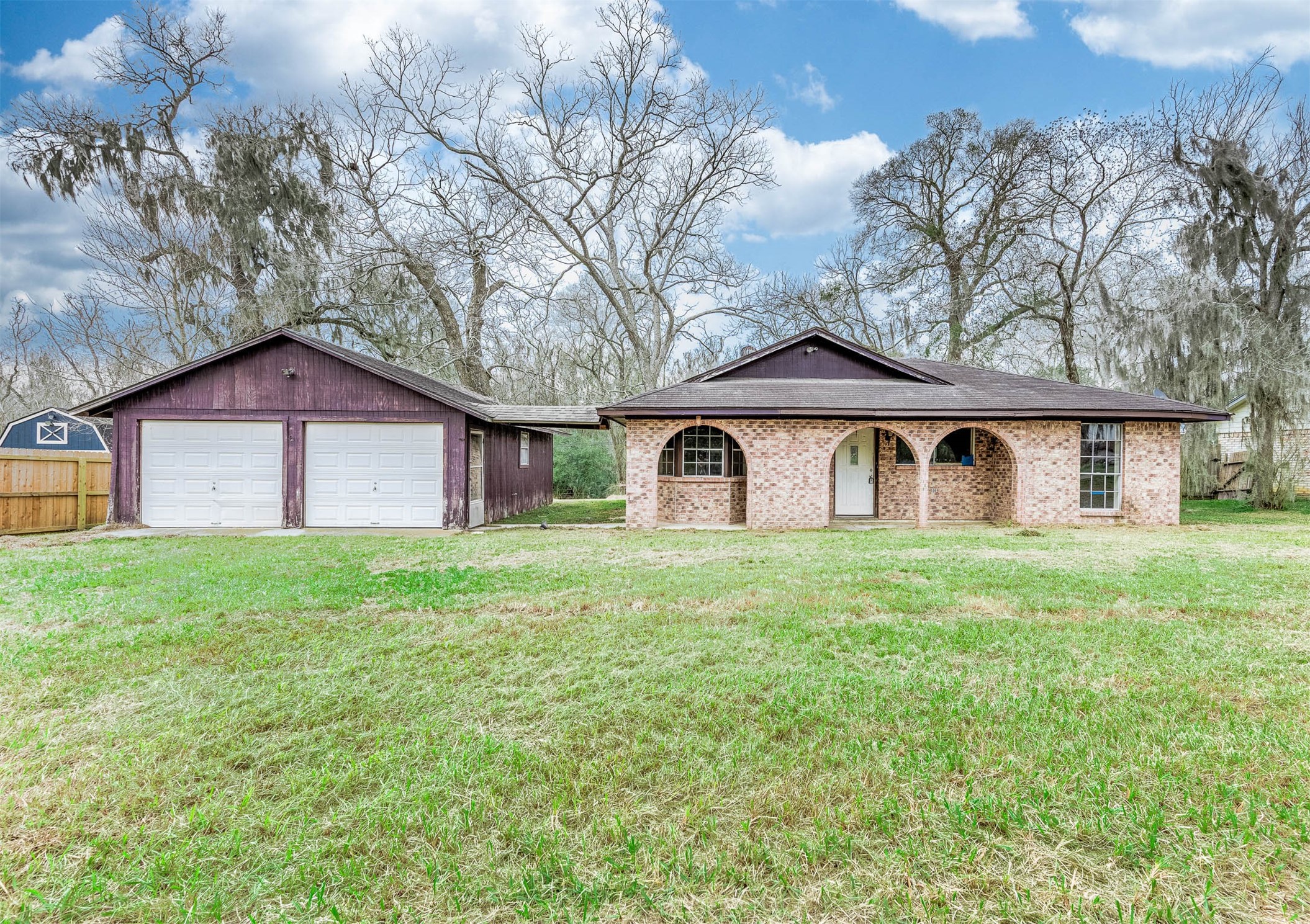 Listing photo 1