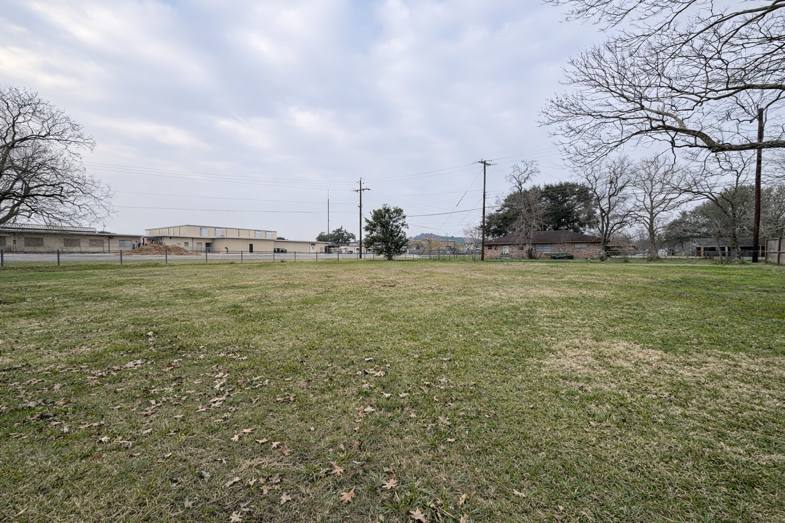 Listing photo 4