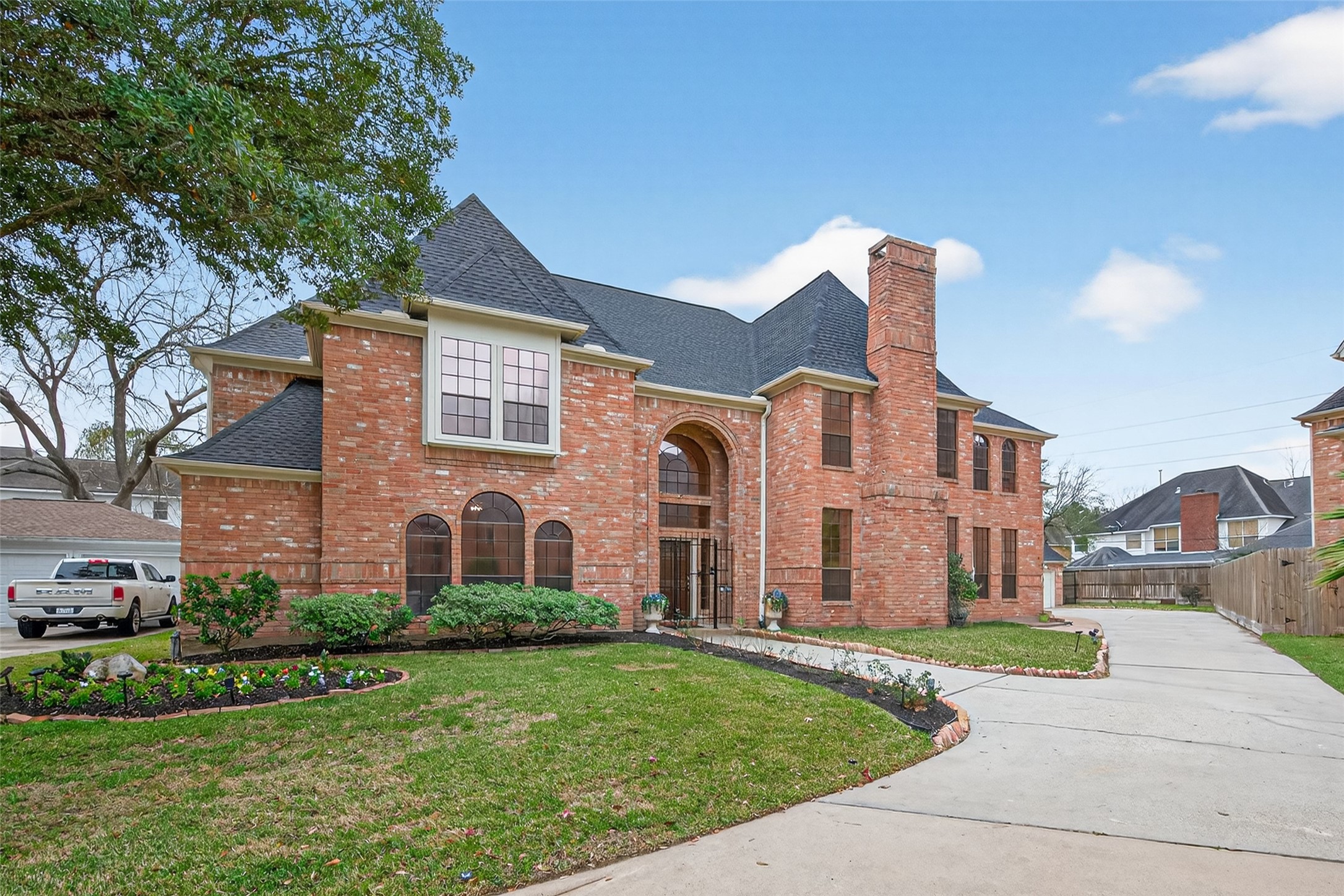 Listing photo 1