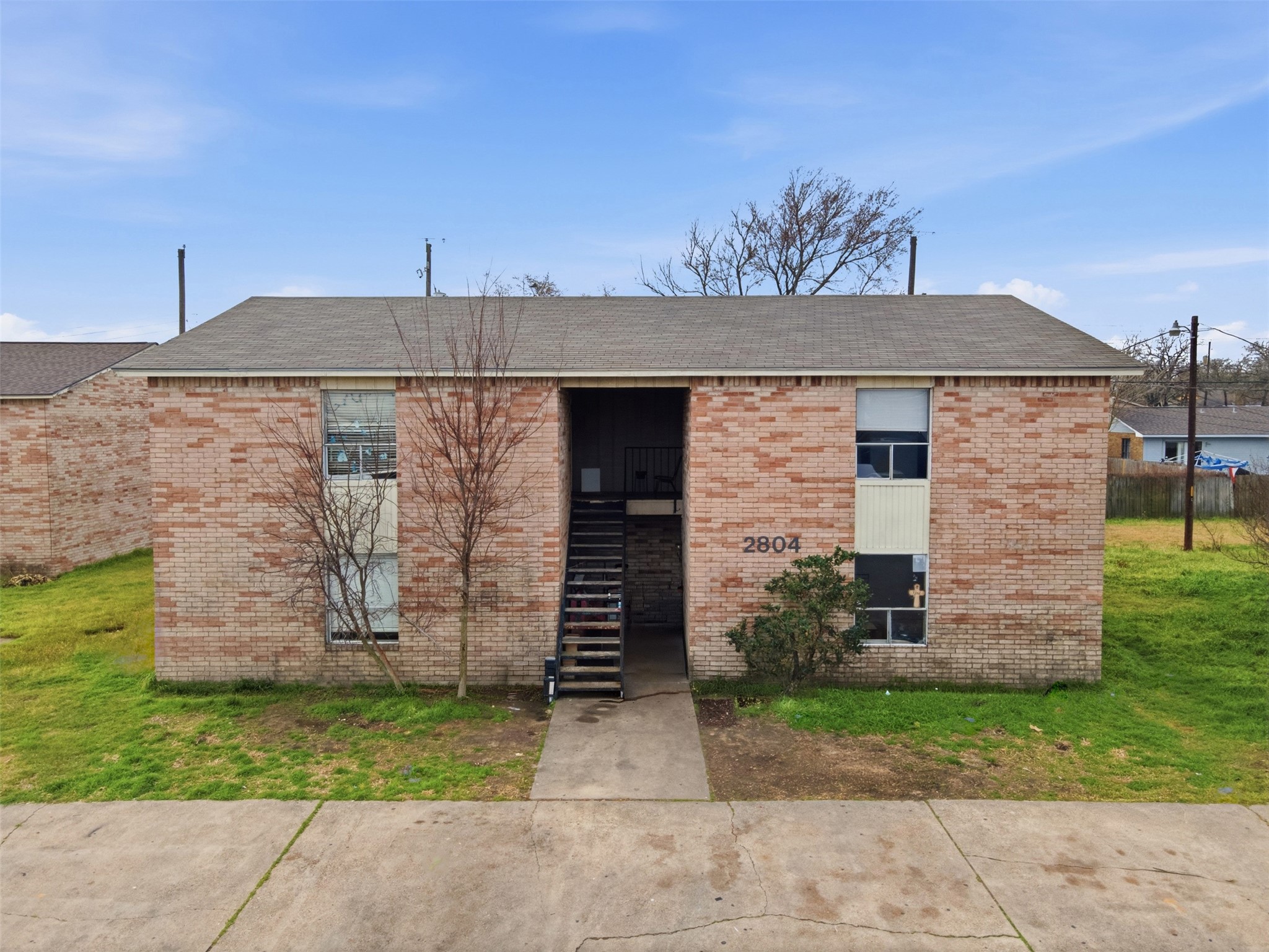 Listing photo 1