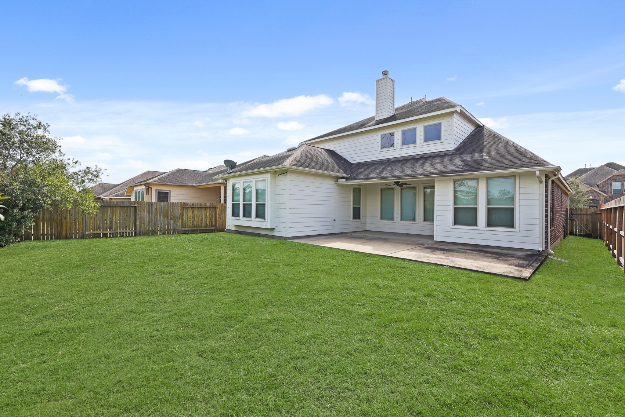 Listing photo 1