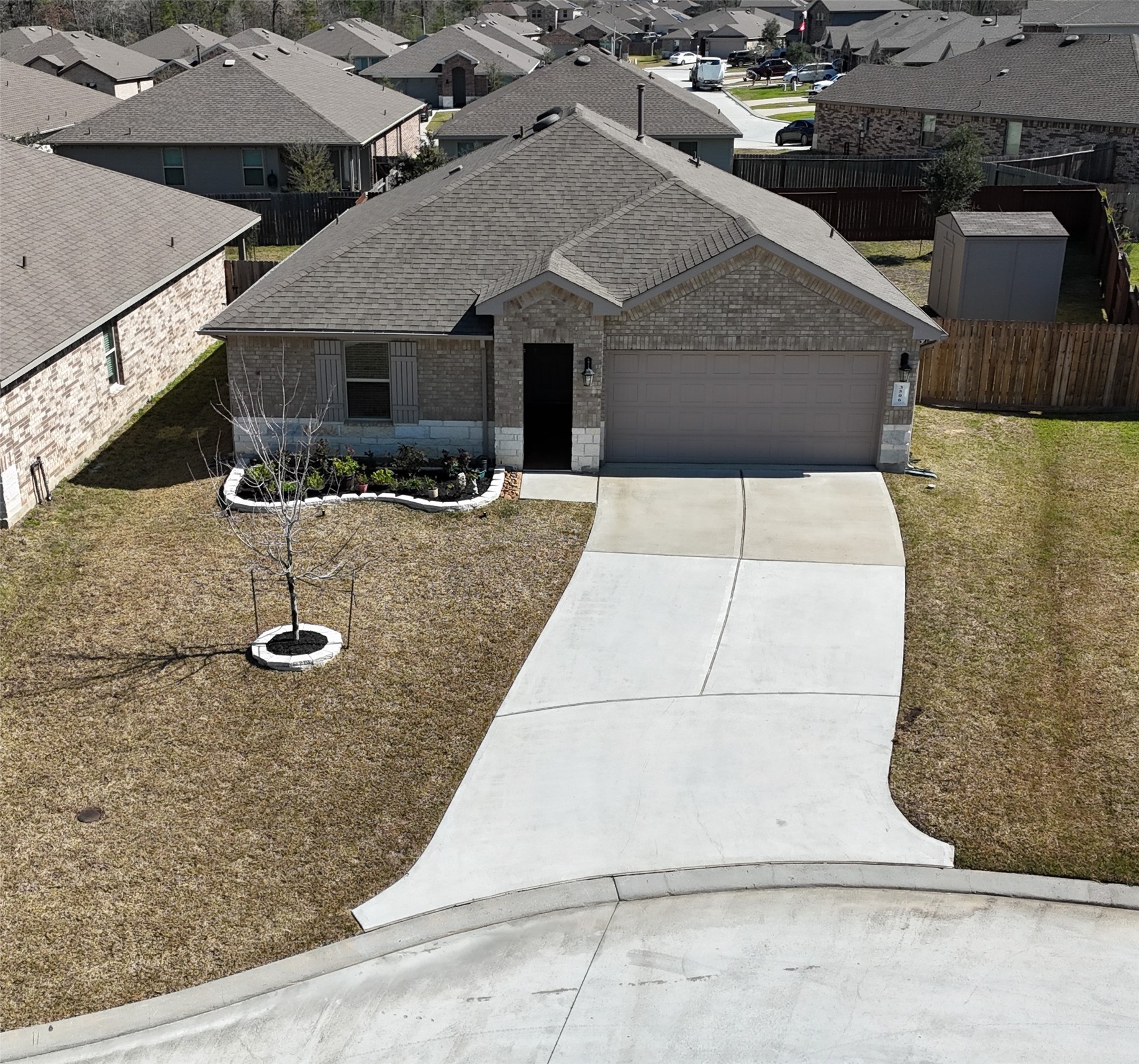 Listing photo 1