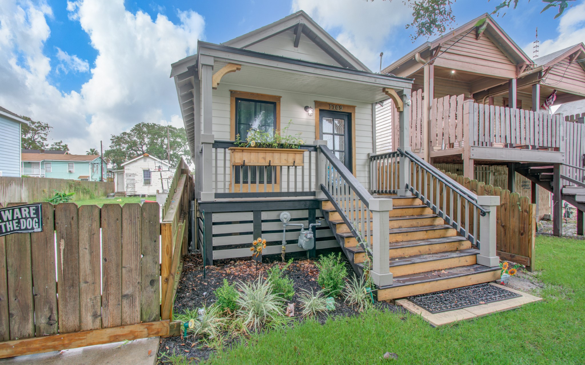 Listing photo 3