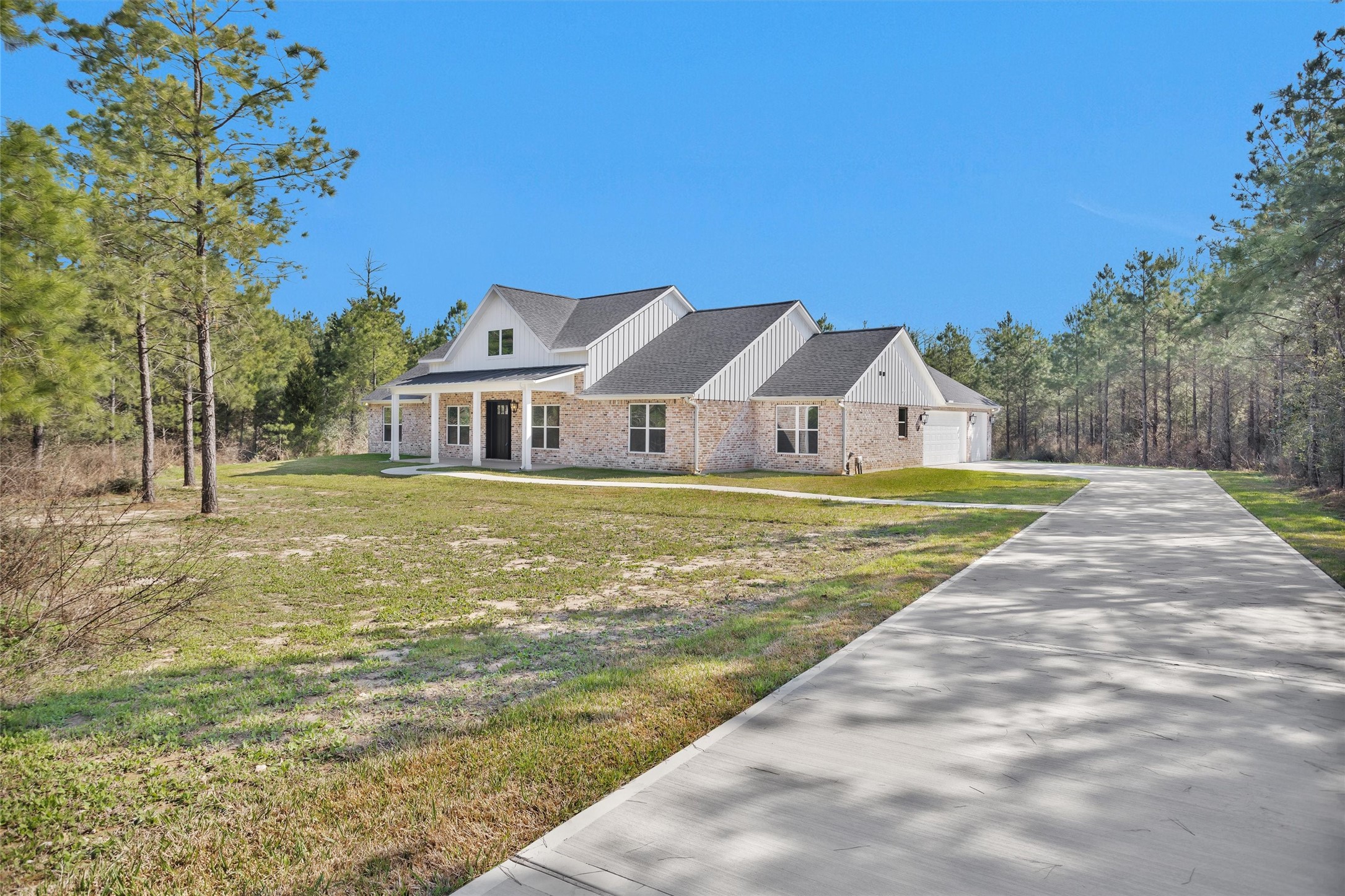 Listing photo 4