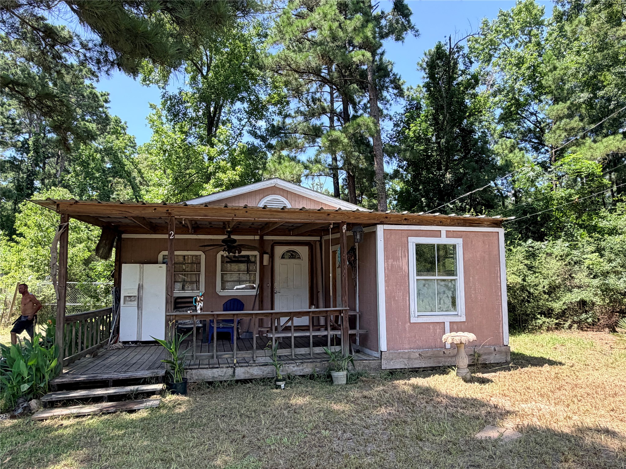 Listing photo 1