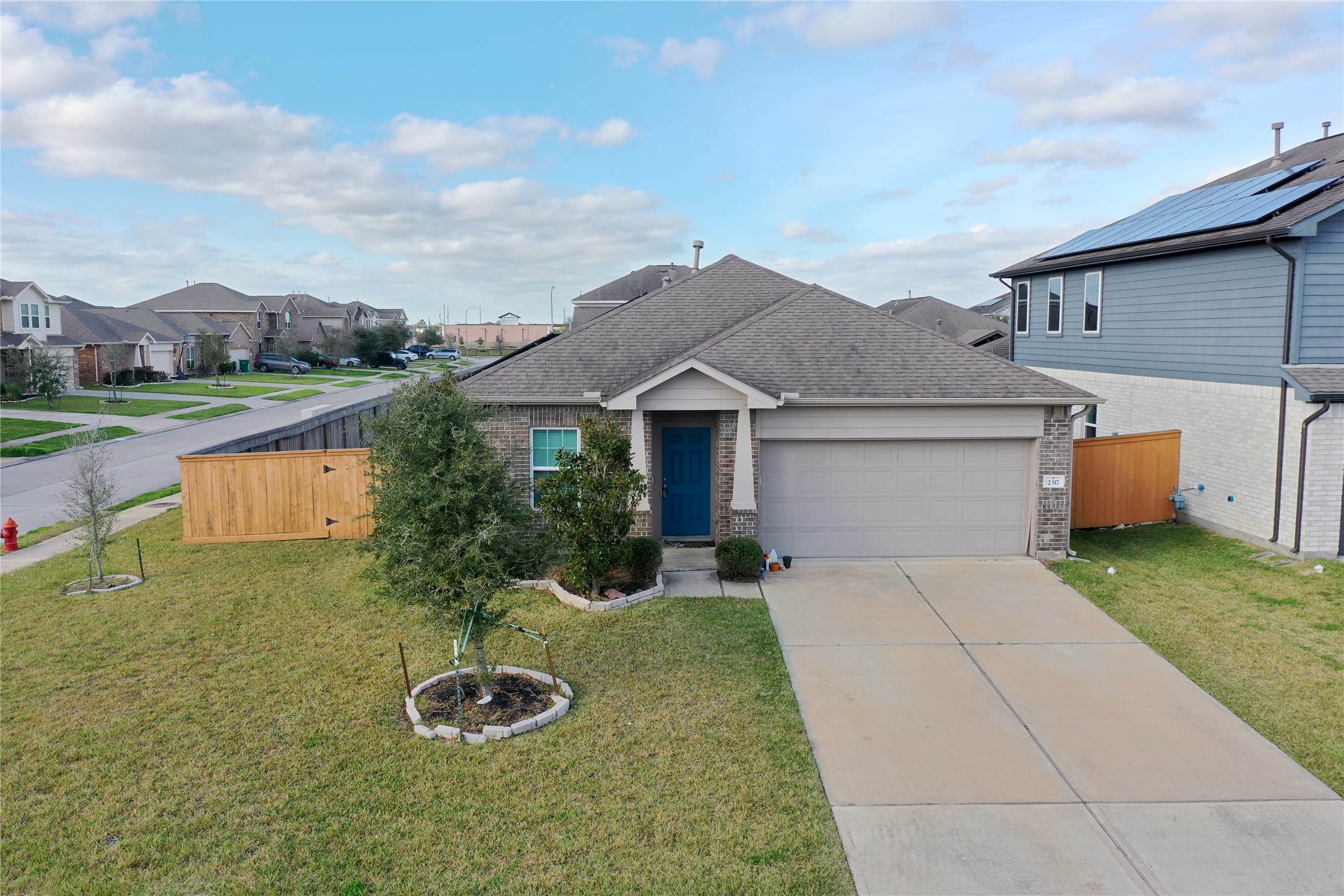 Listing photo 1