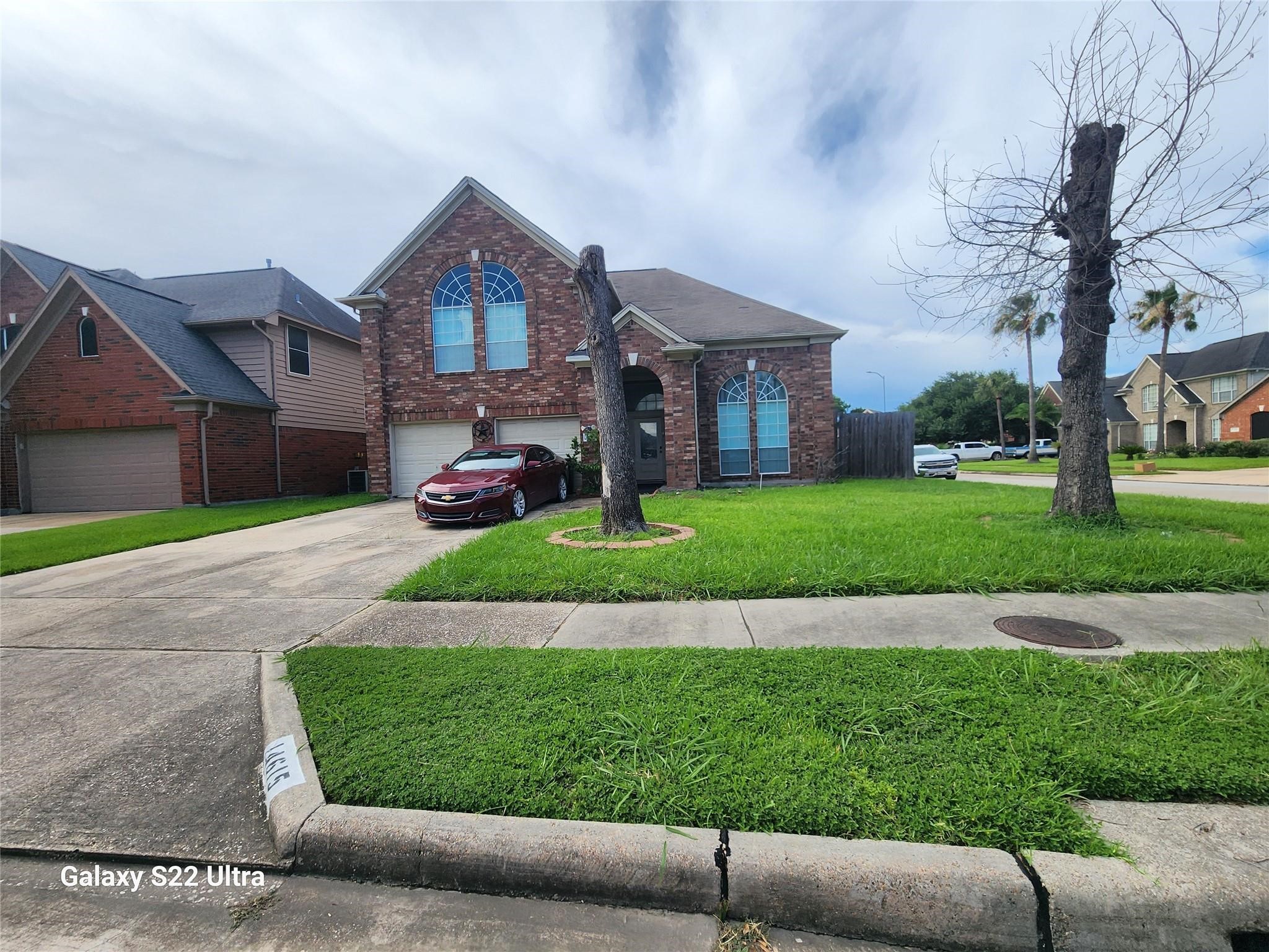 Listing photo 1