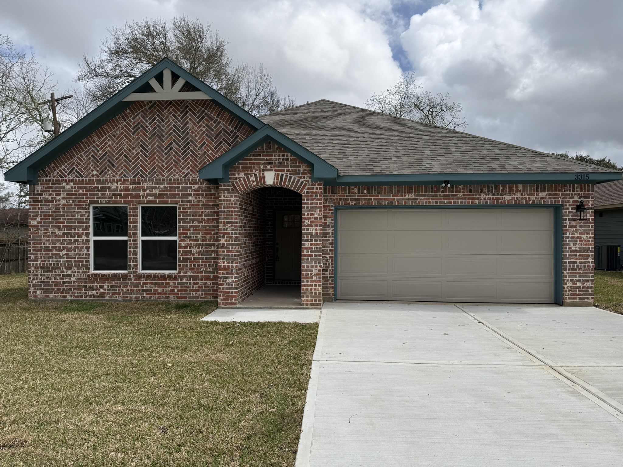 Listing photo 1