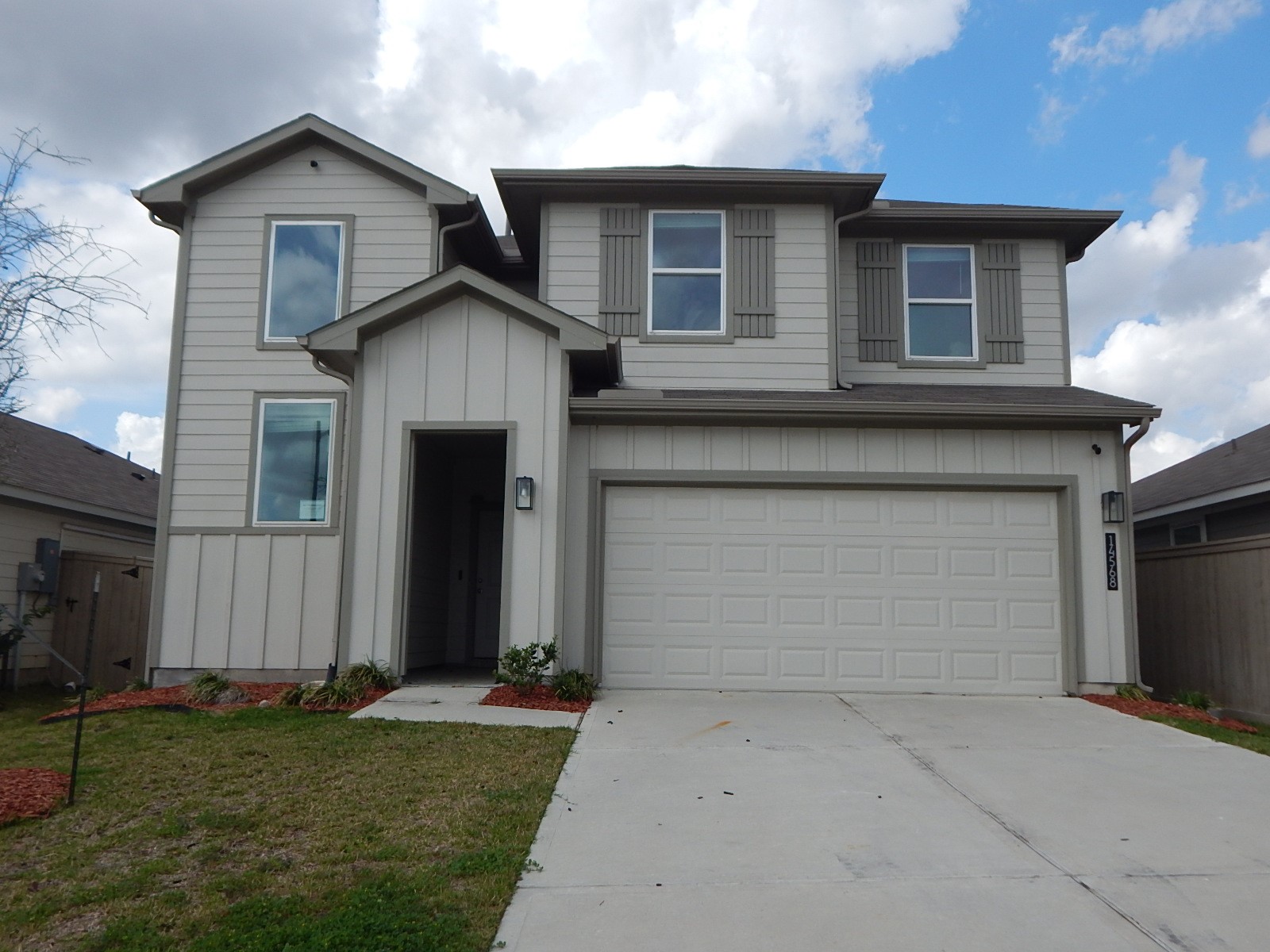 Listing photo 1