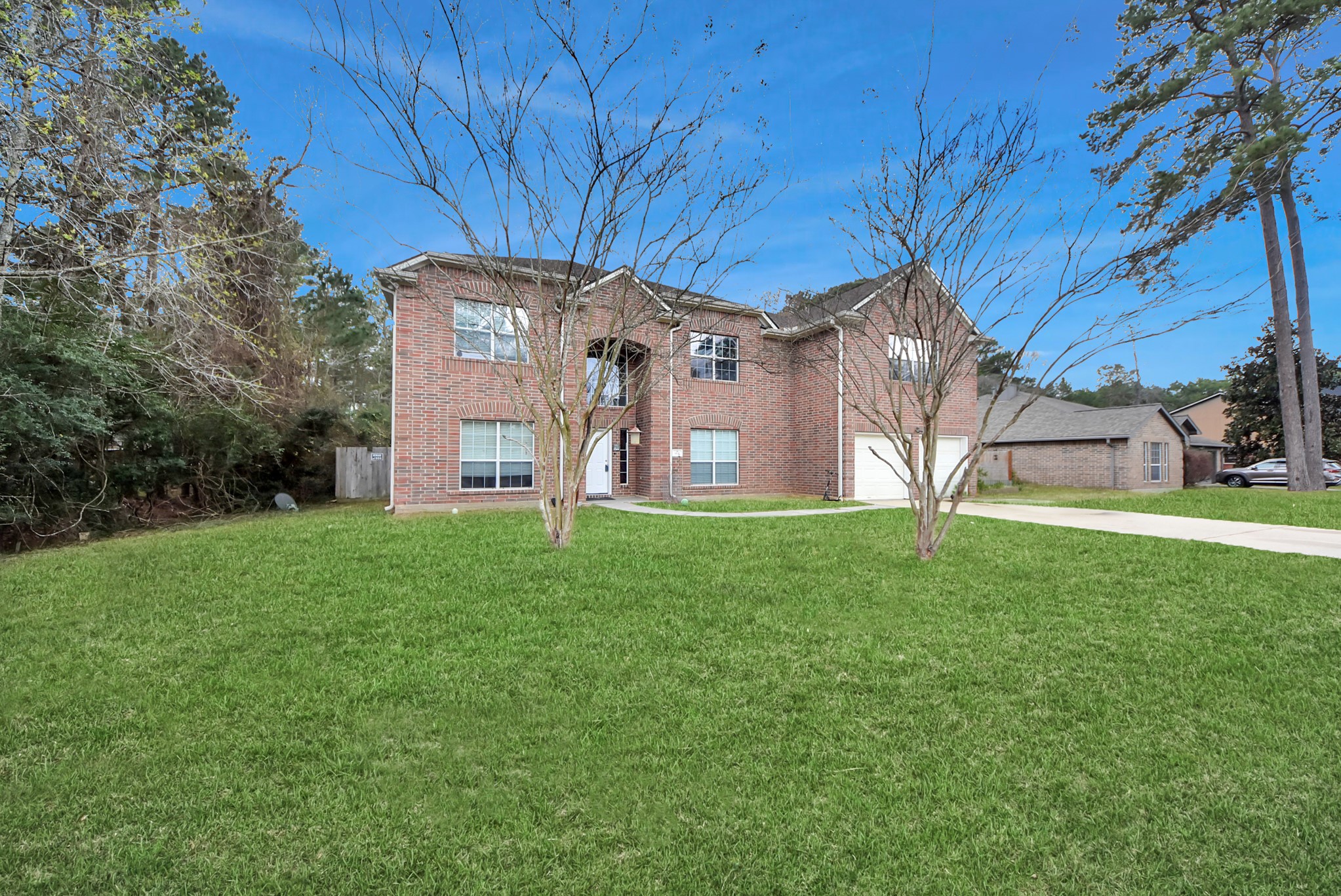 Listing photo 3