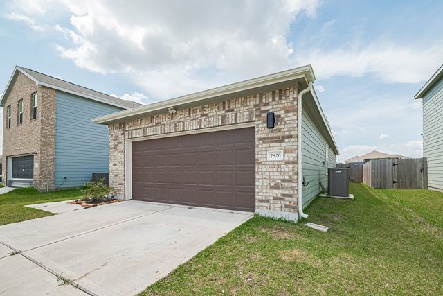 Listing photo 2