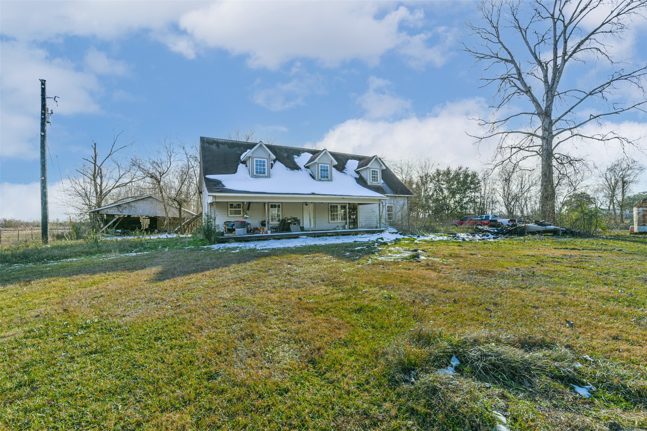 Listing photo 1