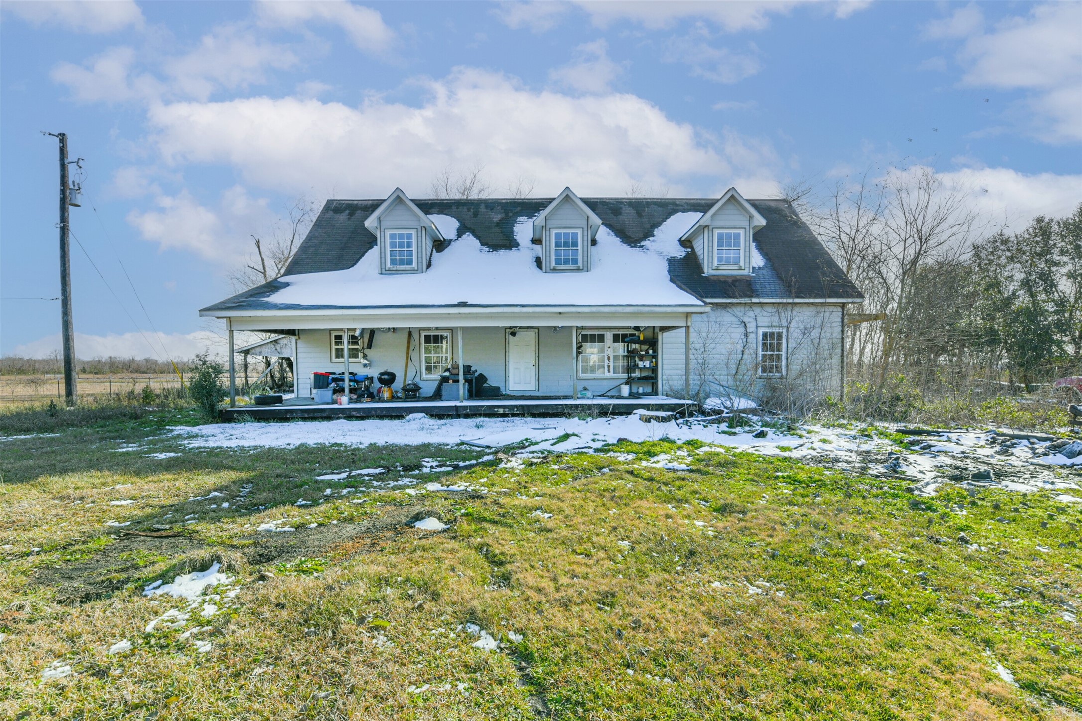 Listing photo 1