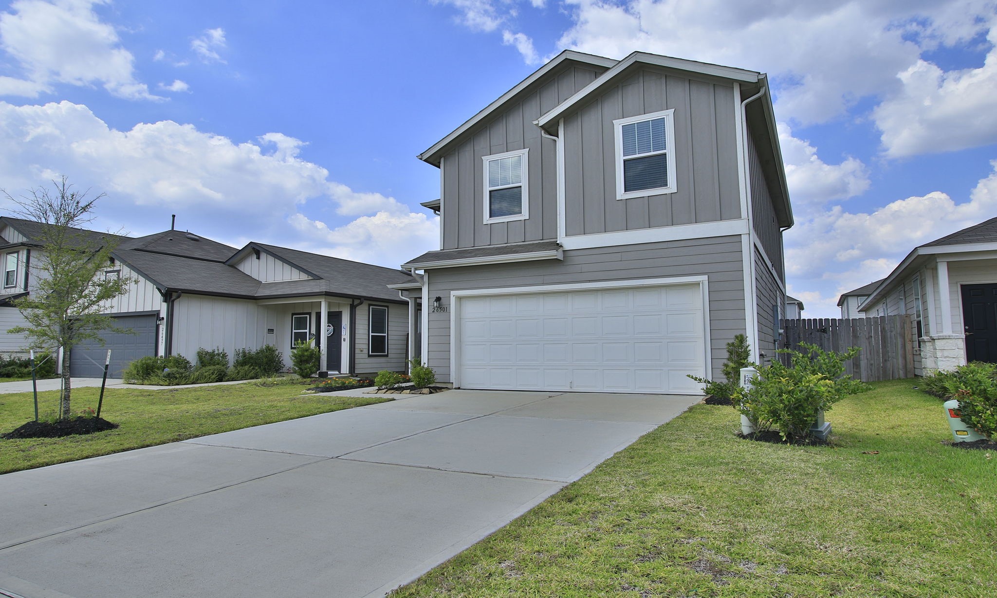 Listing photo 1
