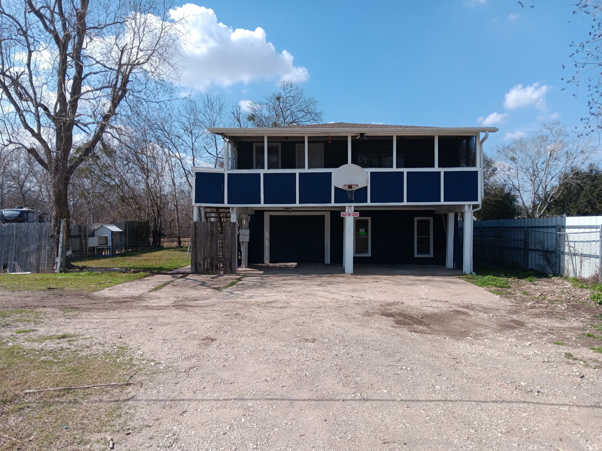 Listing photo 1