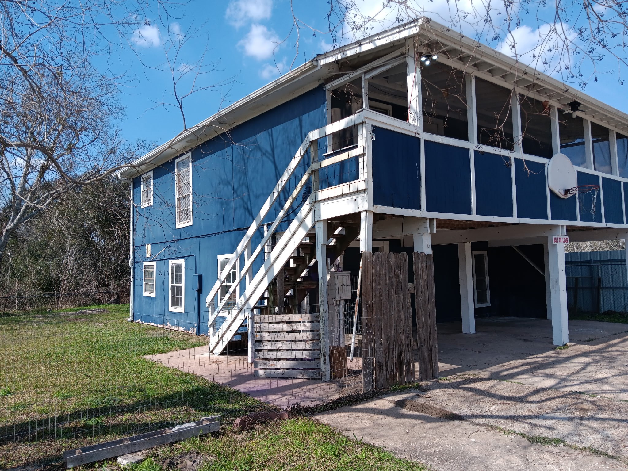Listing photo 3