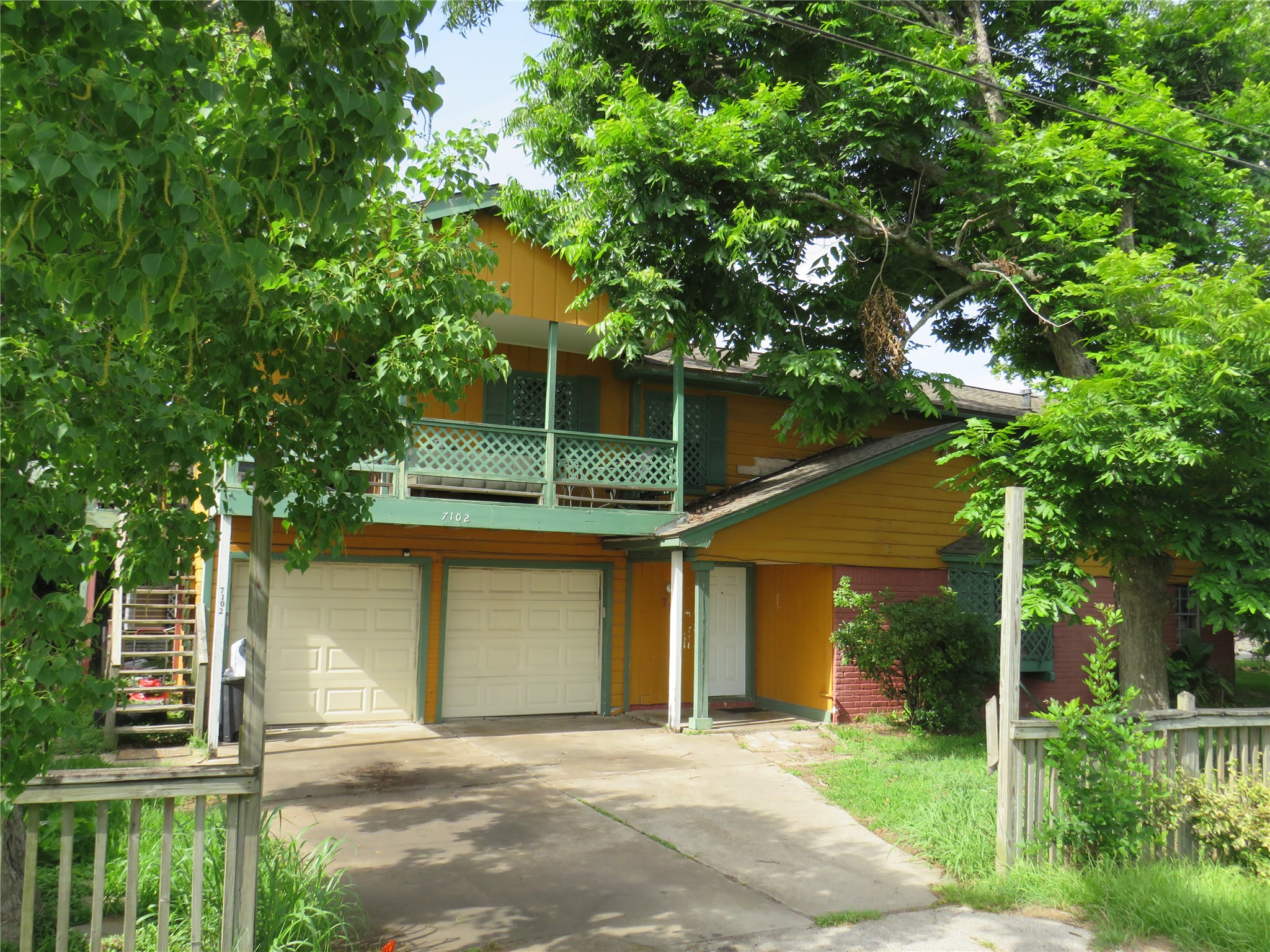 Listing photo 1
