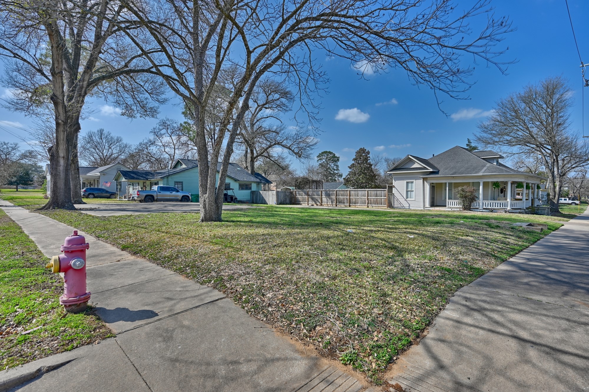 Listing photo 4