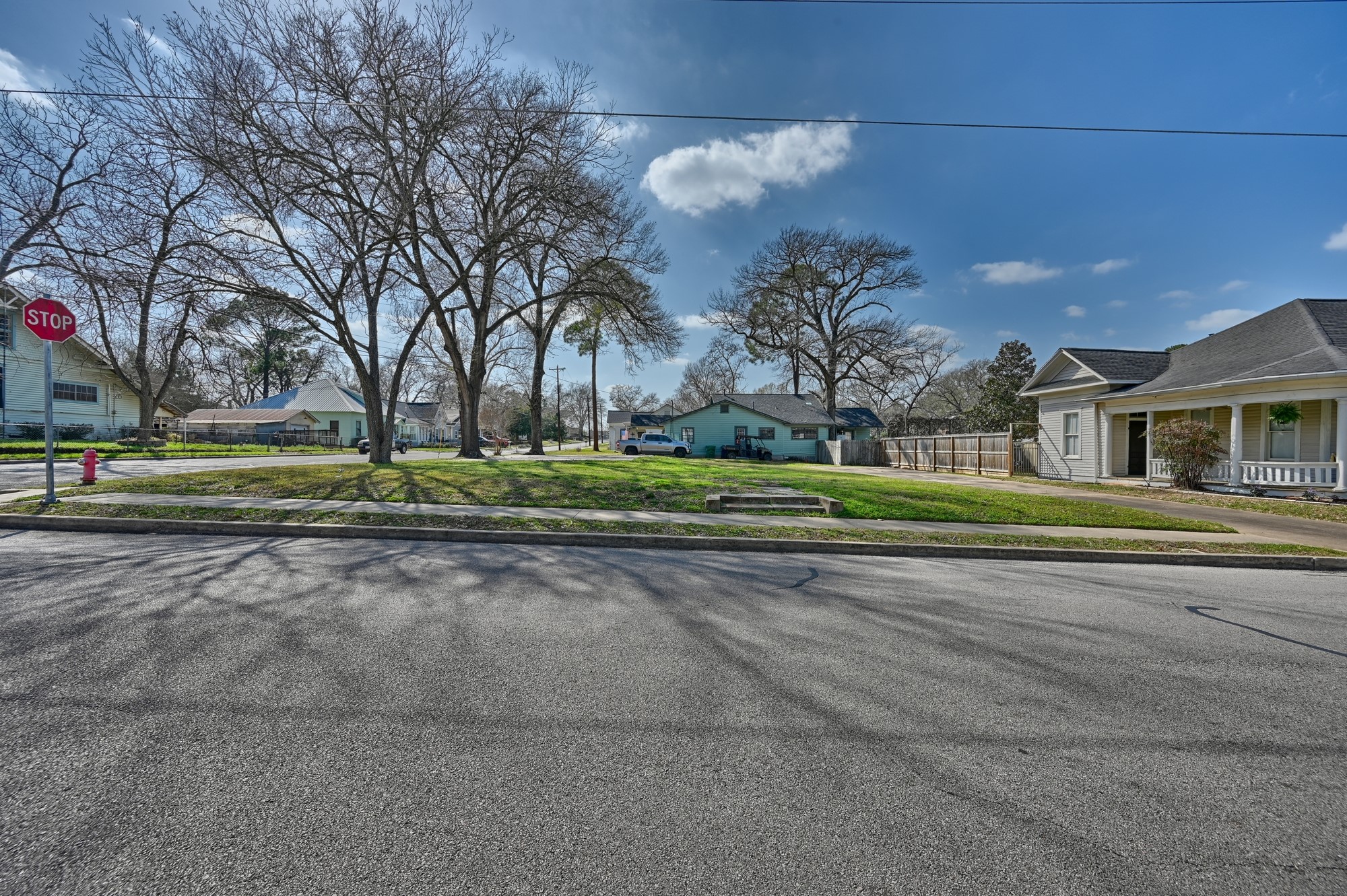Listing photo 5