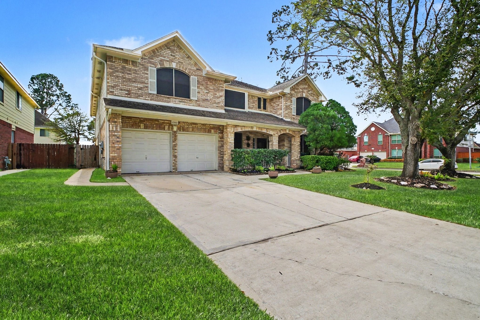 Listing photo 1