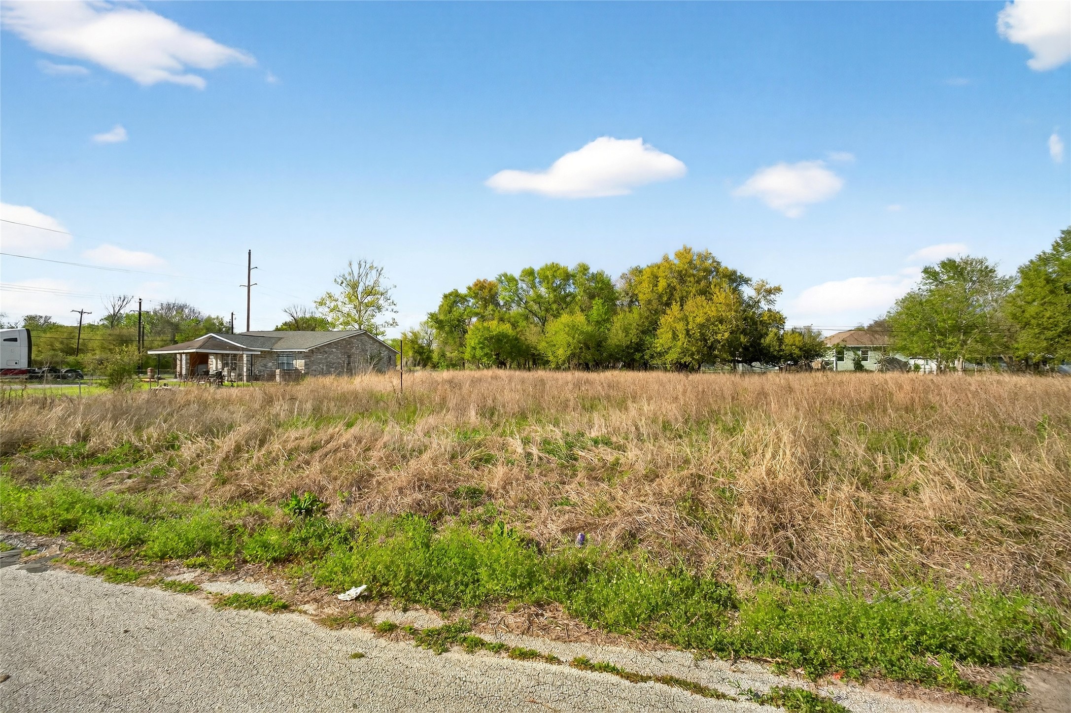Listing photo 4