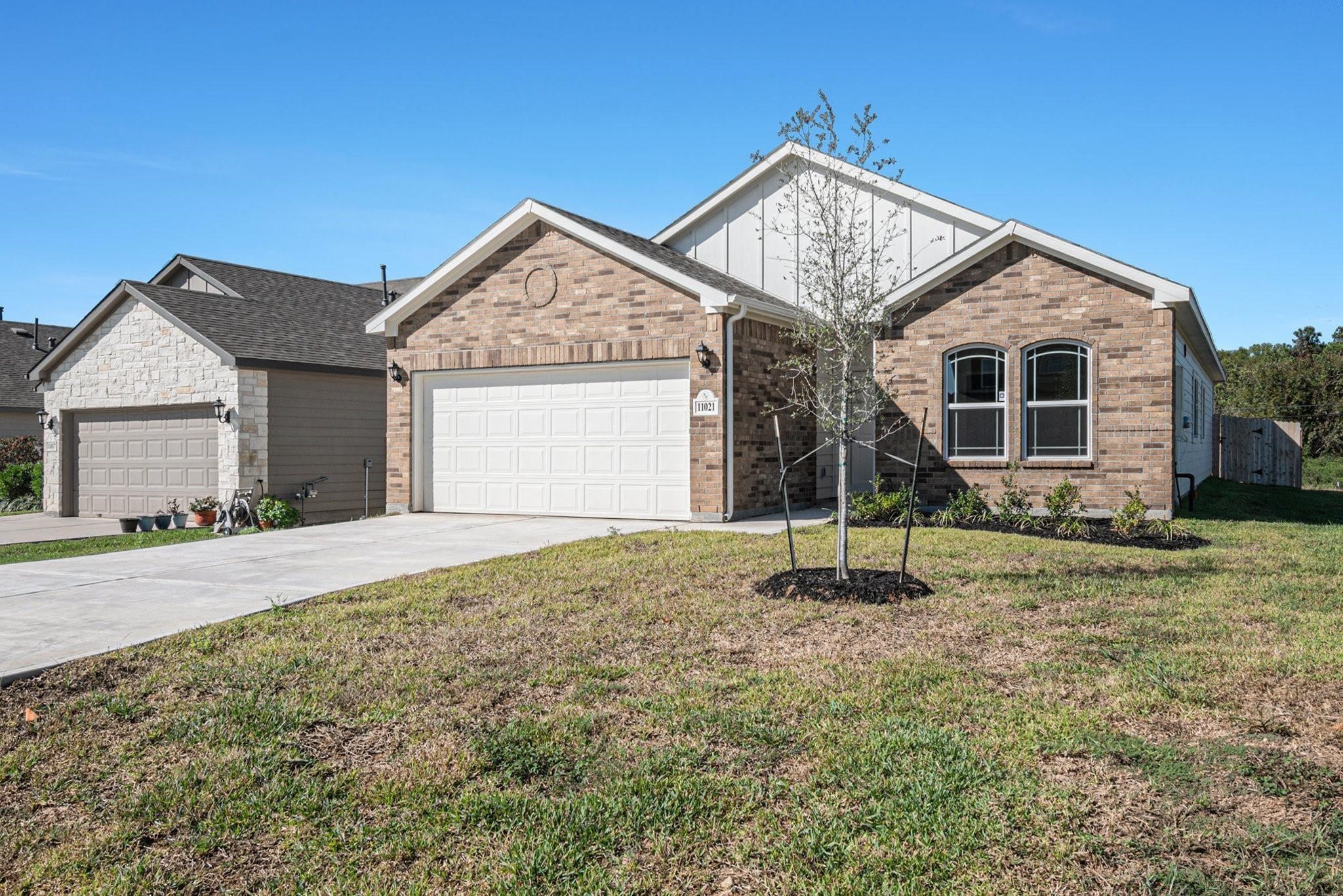 Listing photo 1