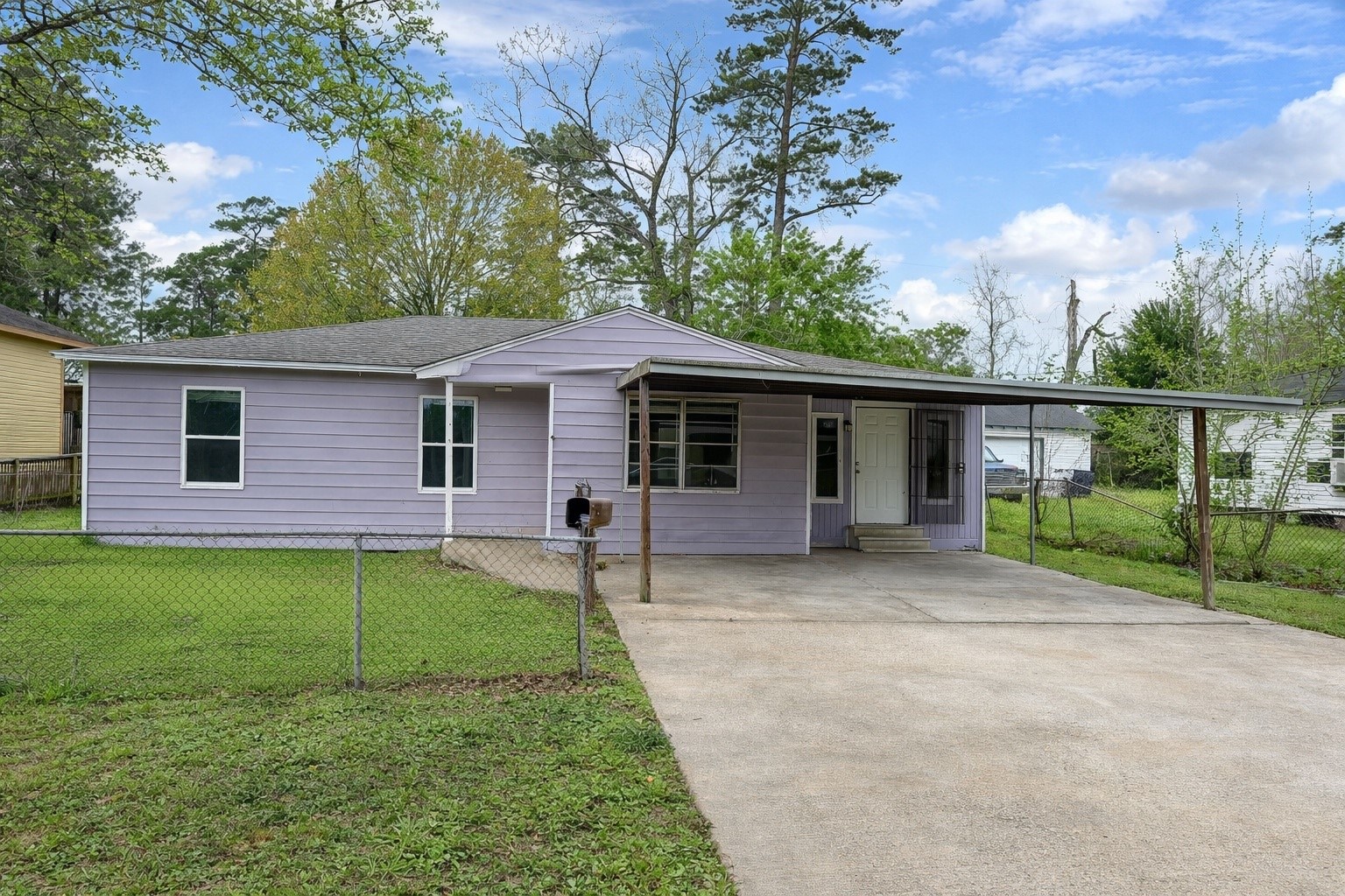 Listing photo 1