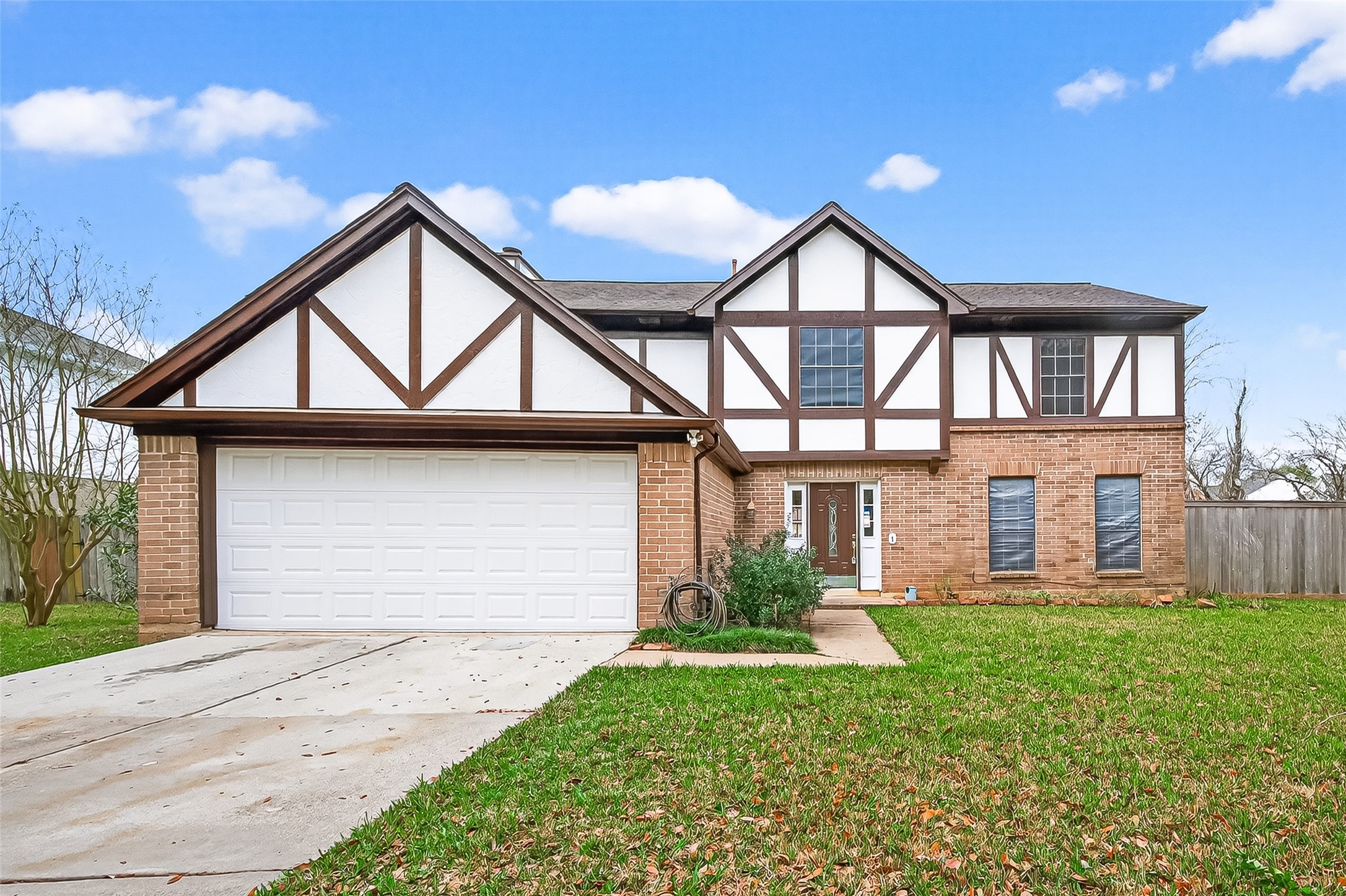 Listing photo 1