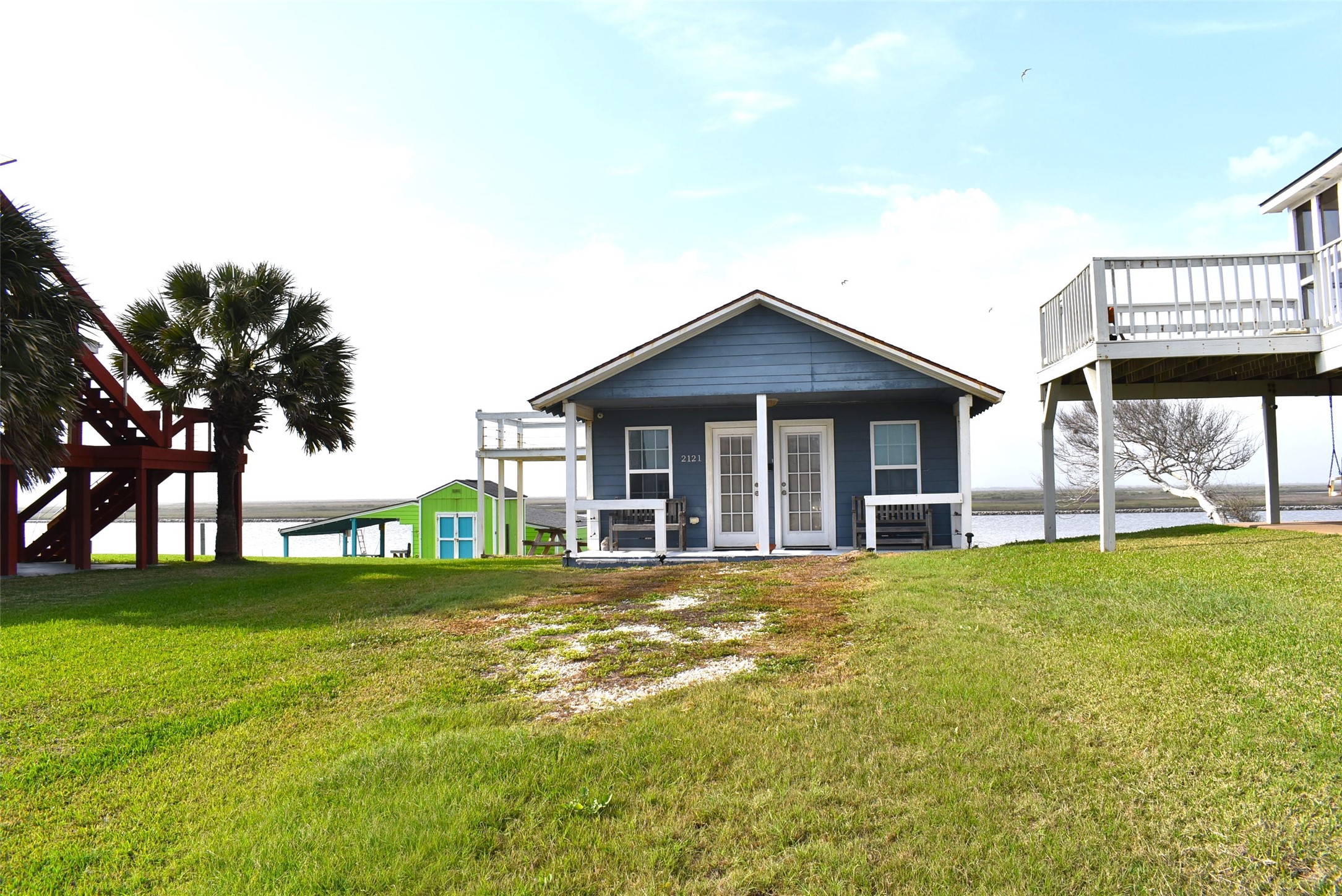Listing photo 1