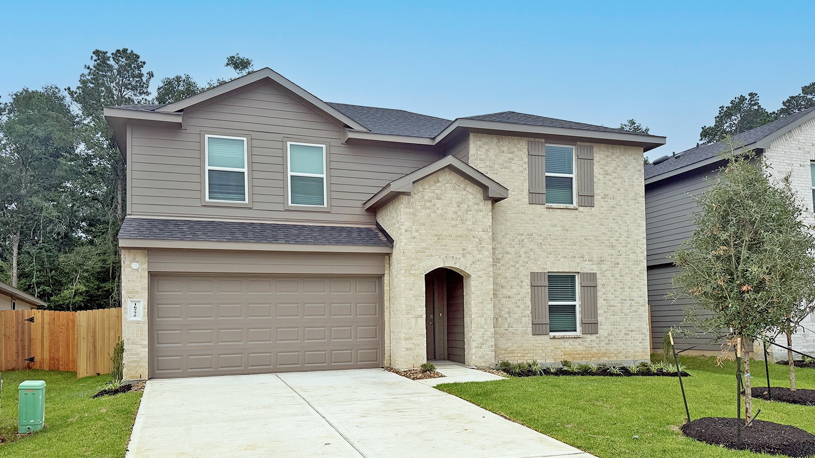 Listing photo 1