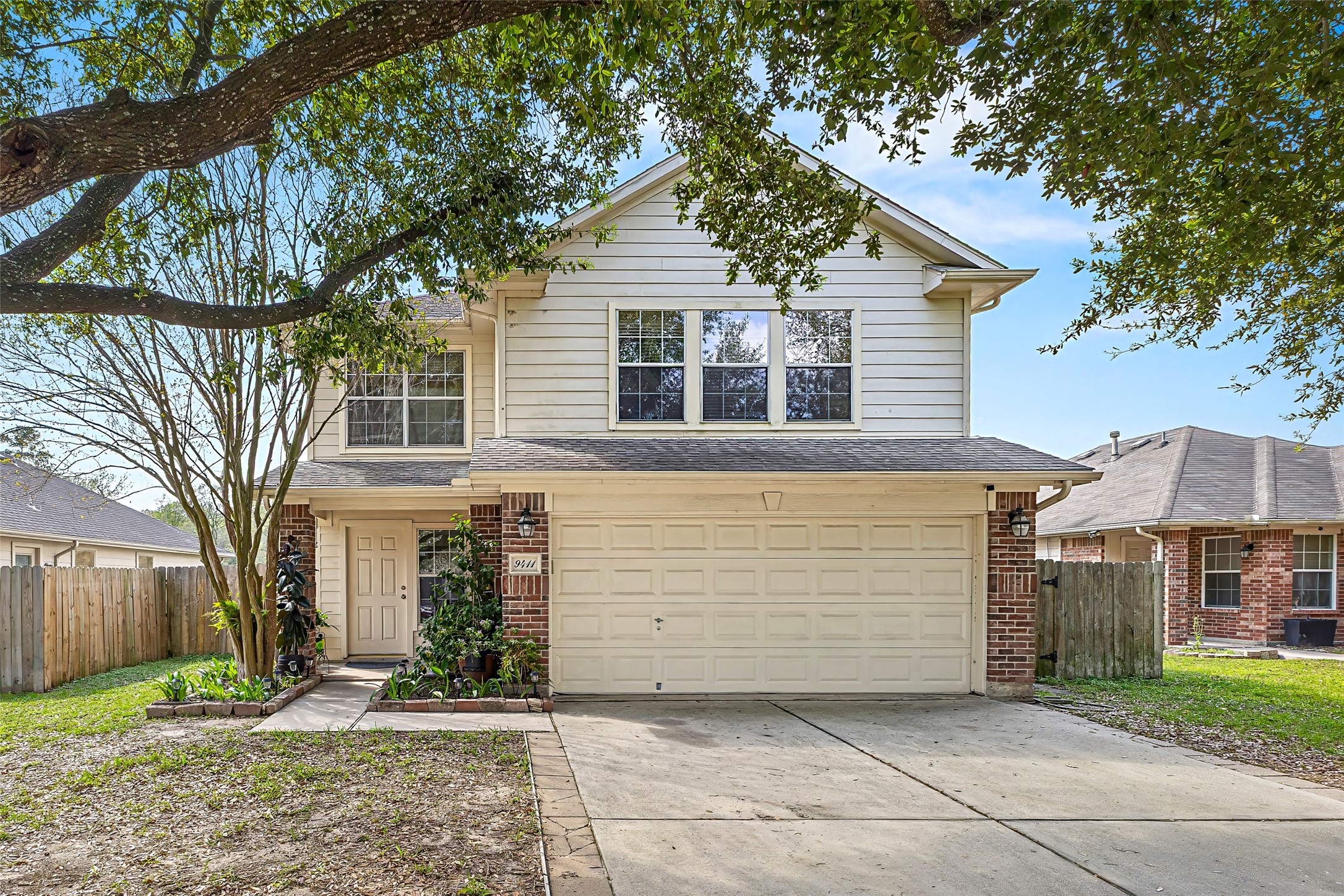 Listing photo 1