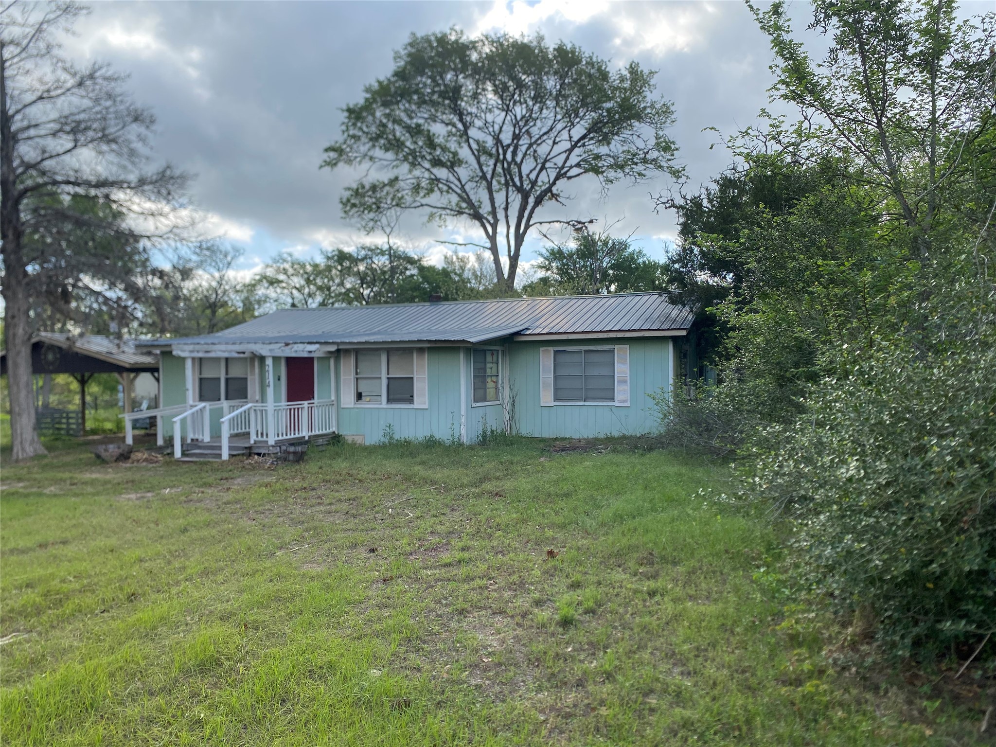 Listing photo 5
