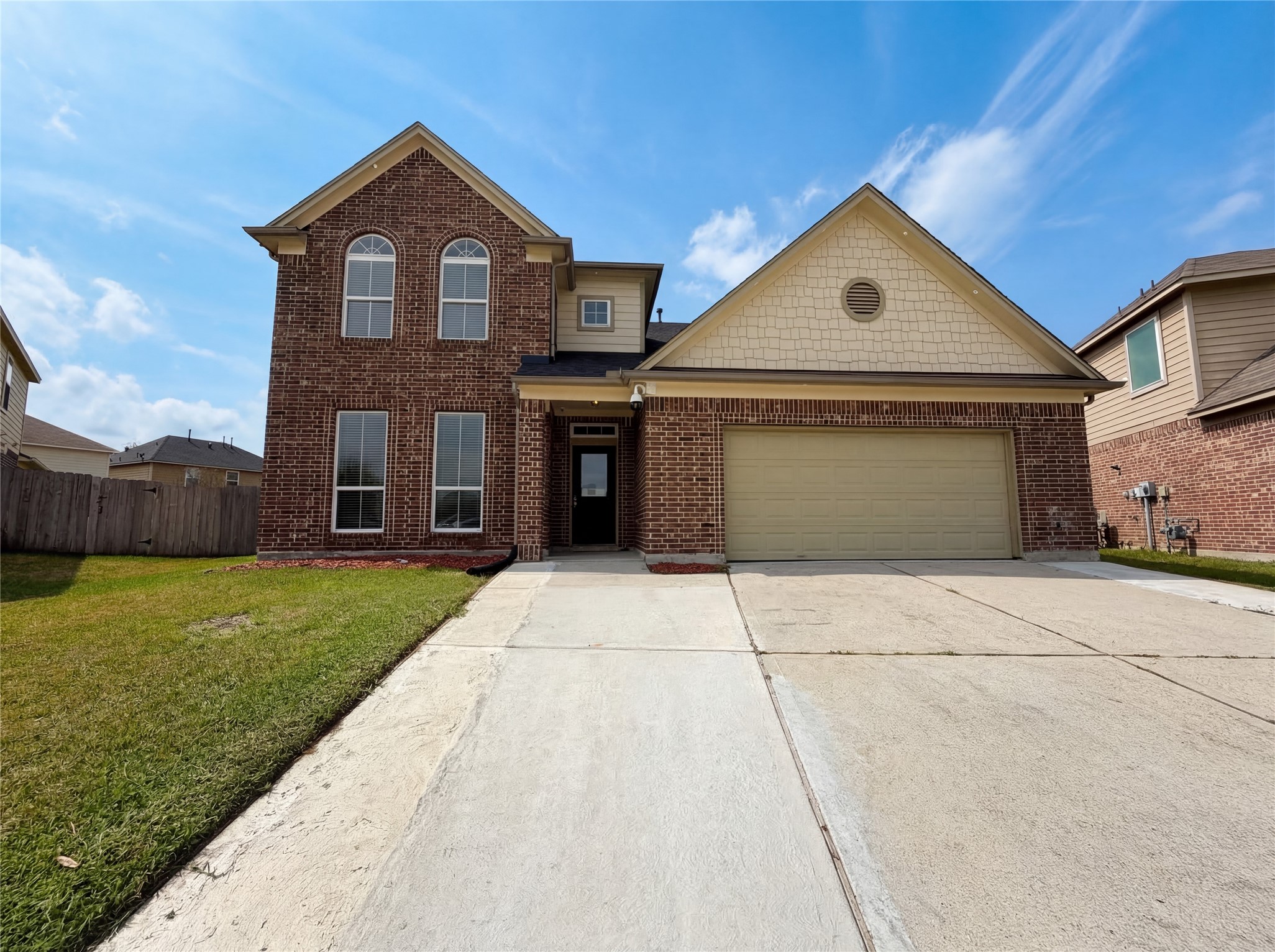 Listing photo 1