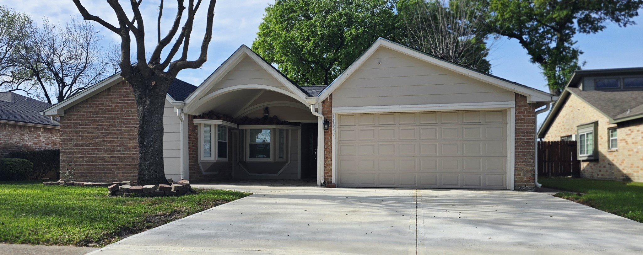 Listing photo 1